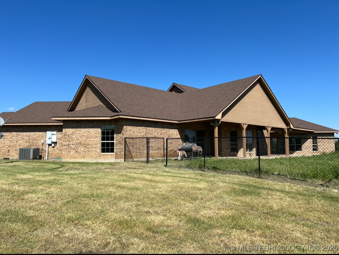 7400 E Prairie View Road E Property Photo 2