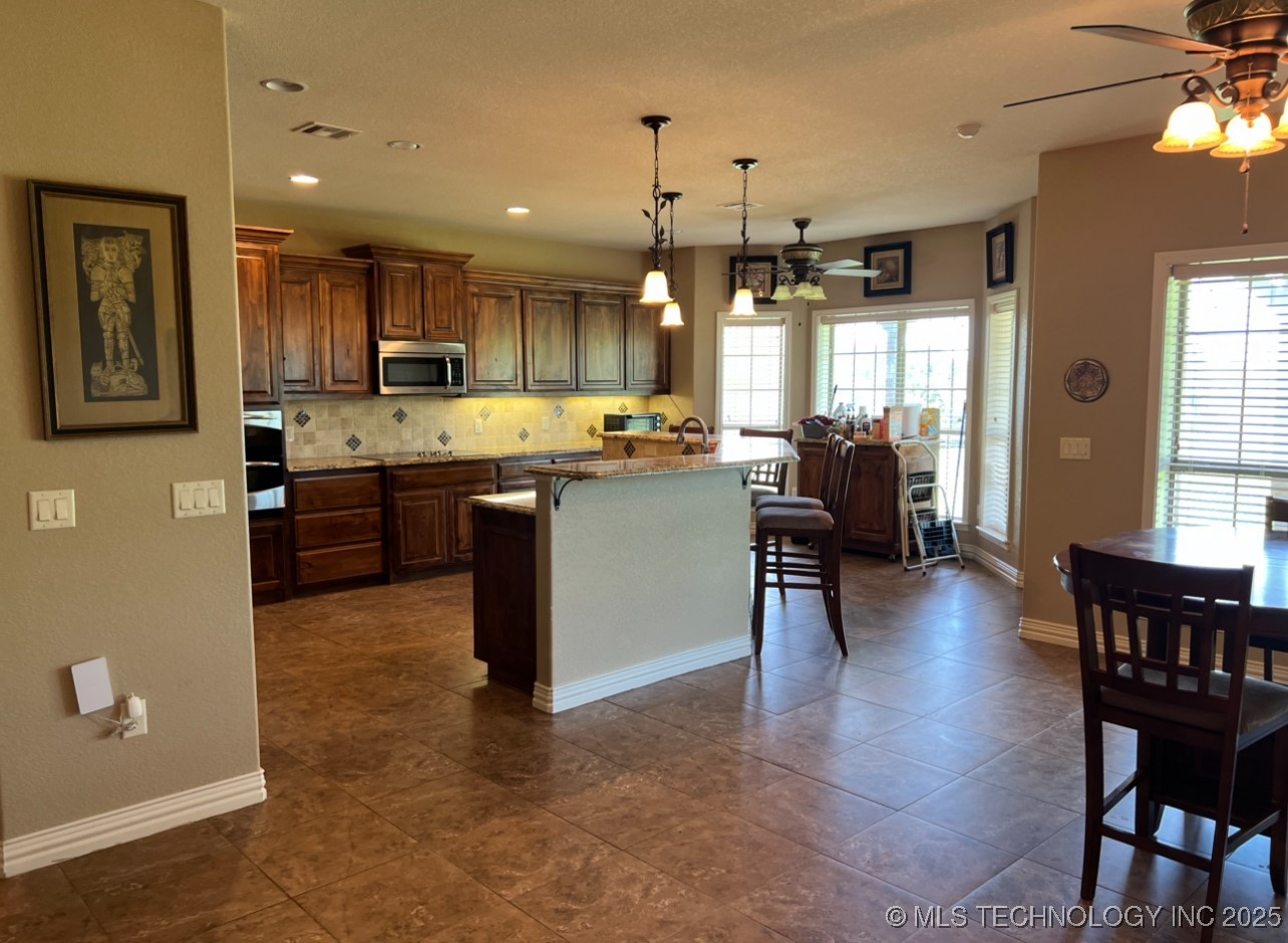 7400 E Prairie View Road E Property Photo 31