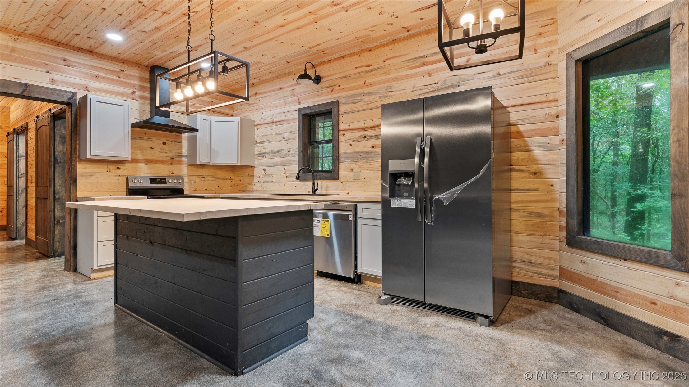 4396 E Cheadle Road Property Photo 11