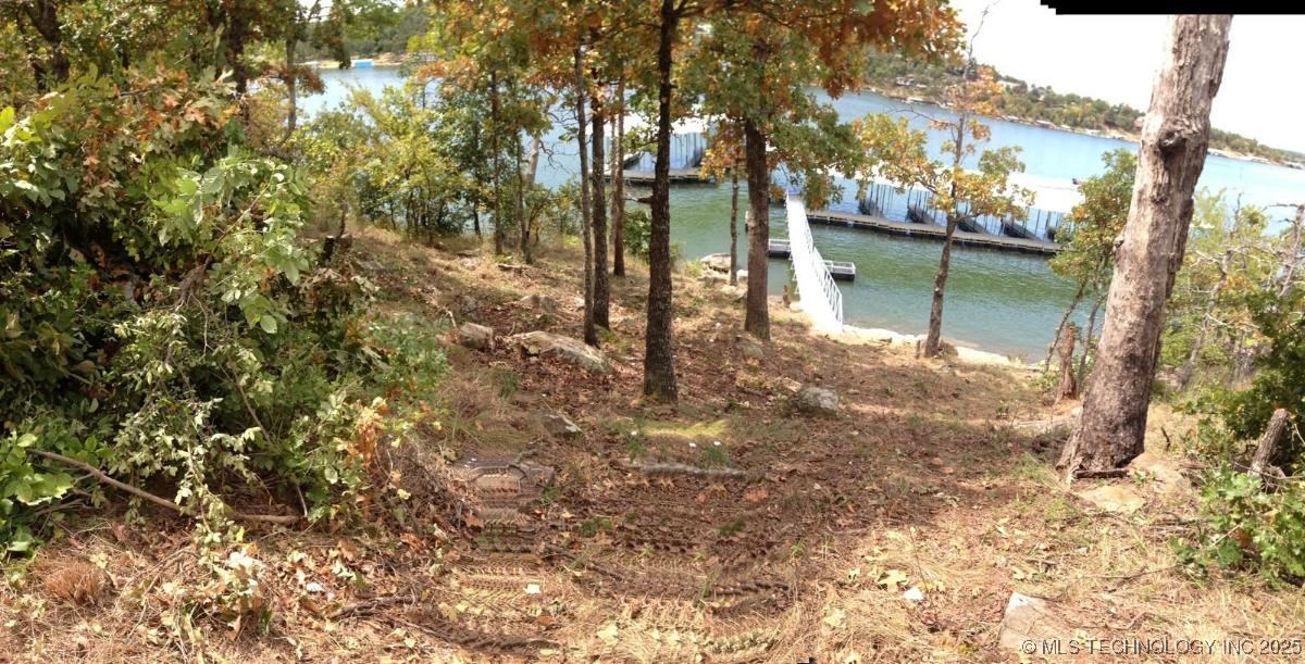 66 Edge Water Road Property Photo 11