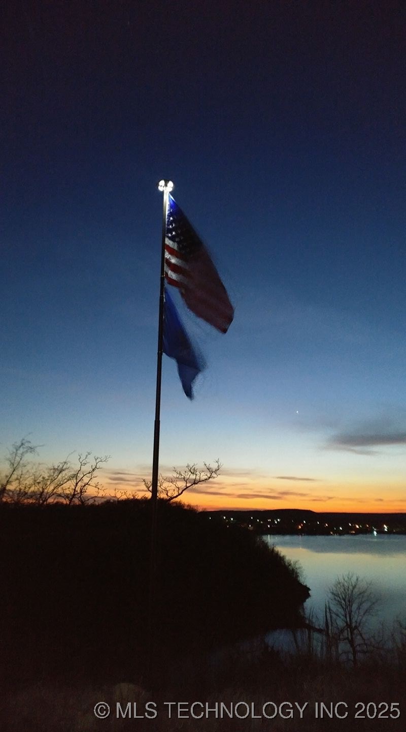 66 Edge Water Road Property Photo 15