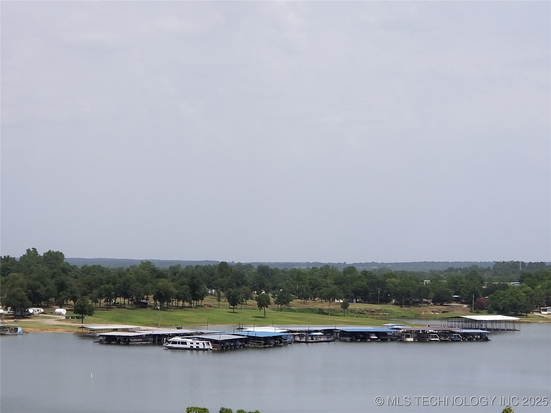 66 Edge Water Road Property Photo 37