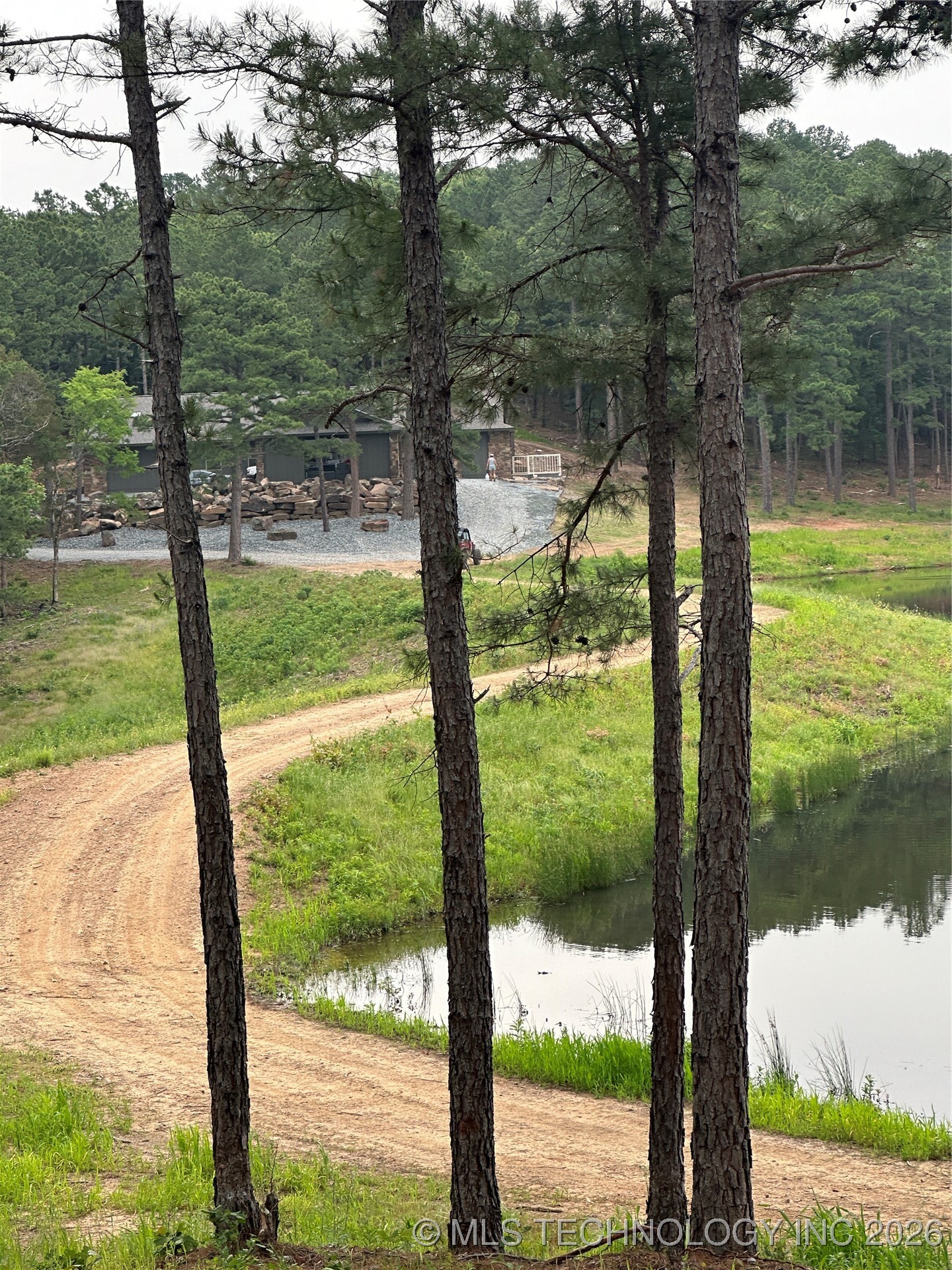 28574 Pocahontas Road Property Photo 11