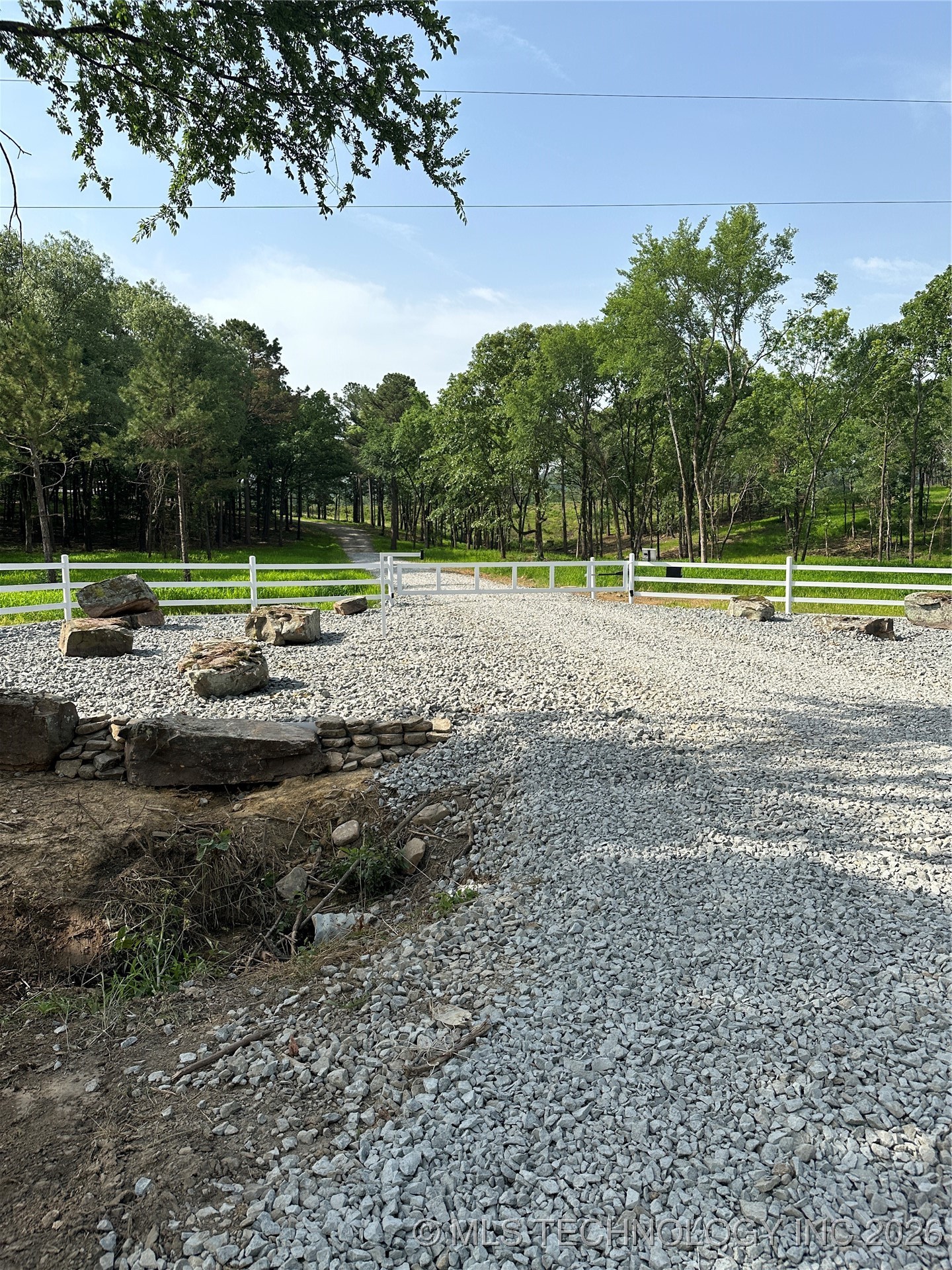 28574 Pocahontas Road Property Photo 46