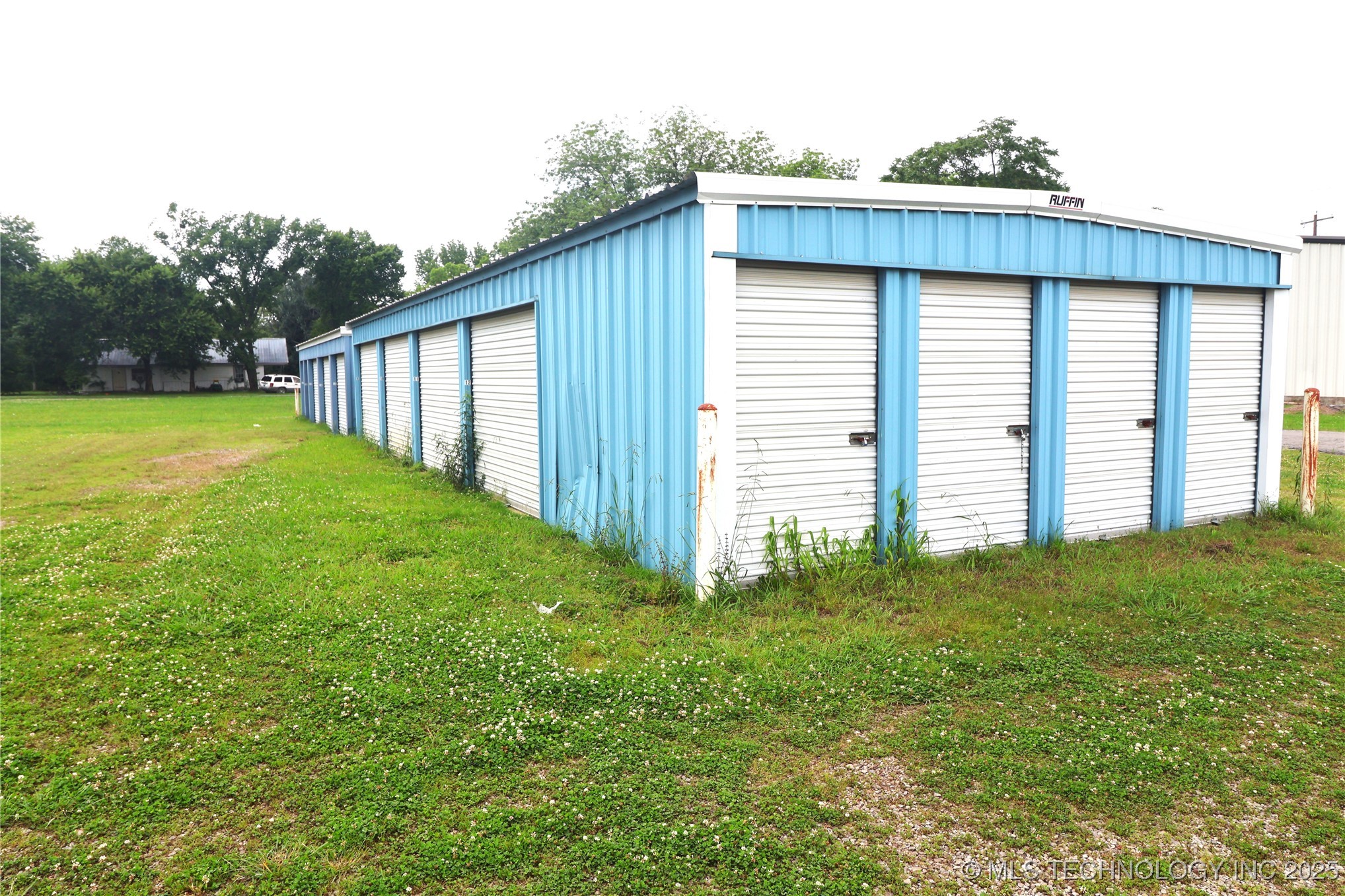 109 Kentucky Avenue Property Photo 2