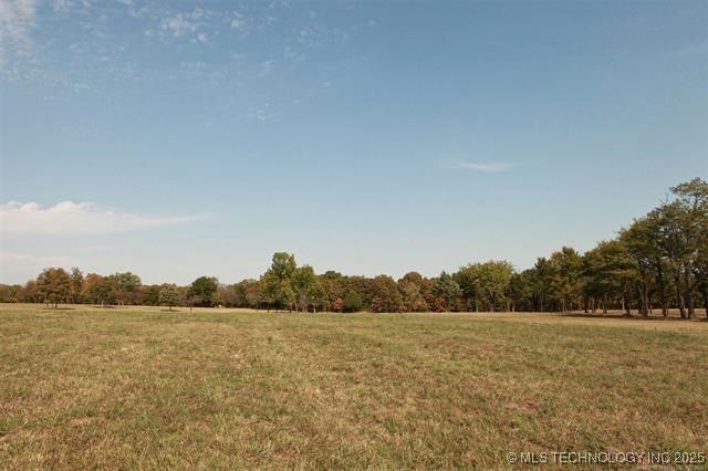 W 43rd Street N Property Photo 7