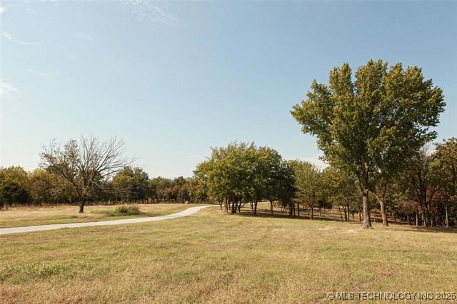 W 43rd Street N Property Photo 10