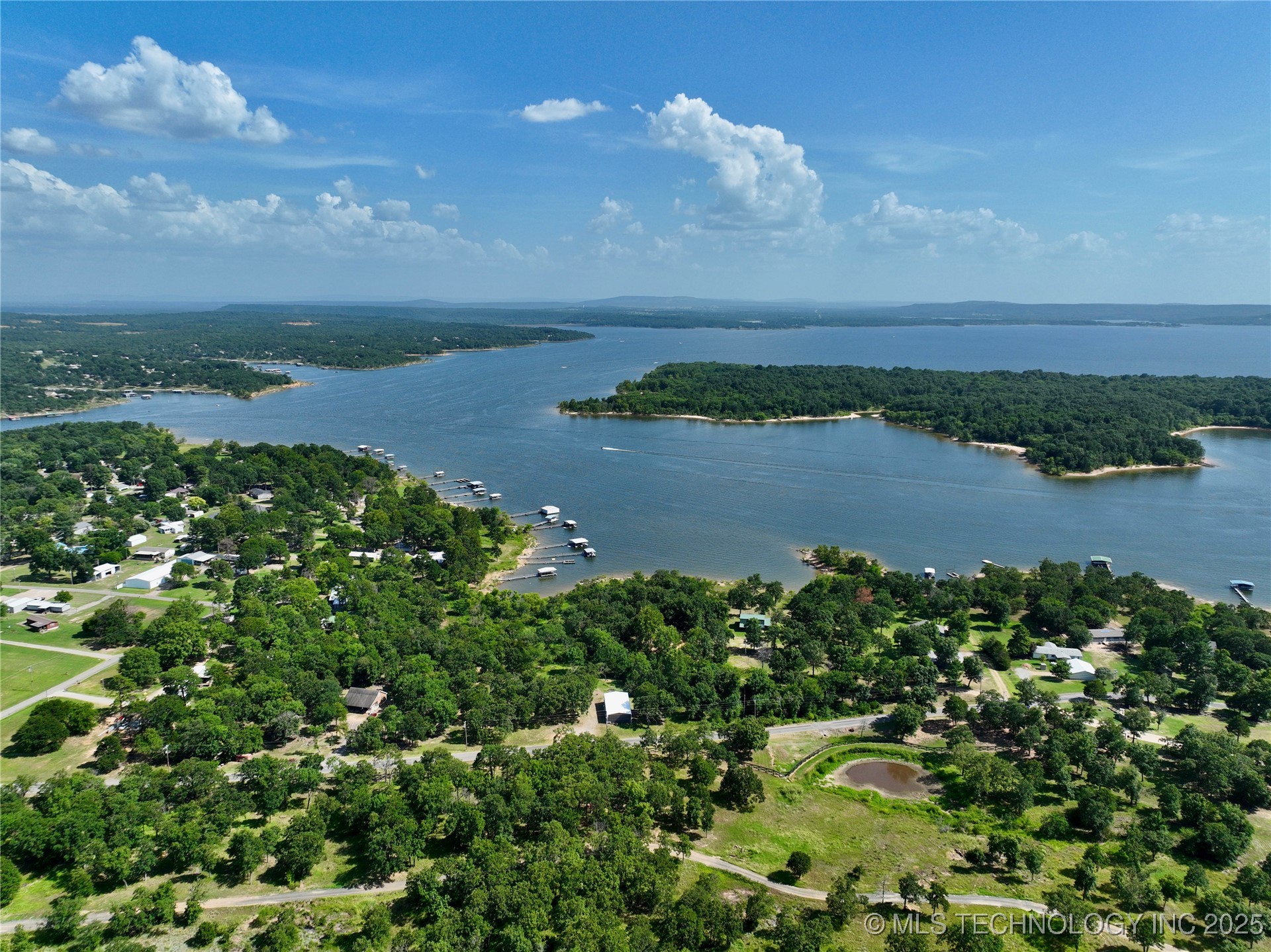 388 Edge Water Road Property Photo 10