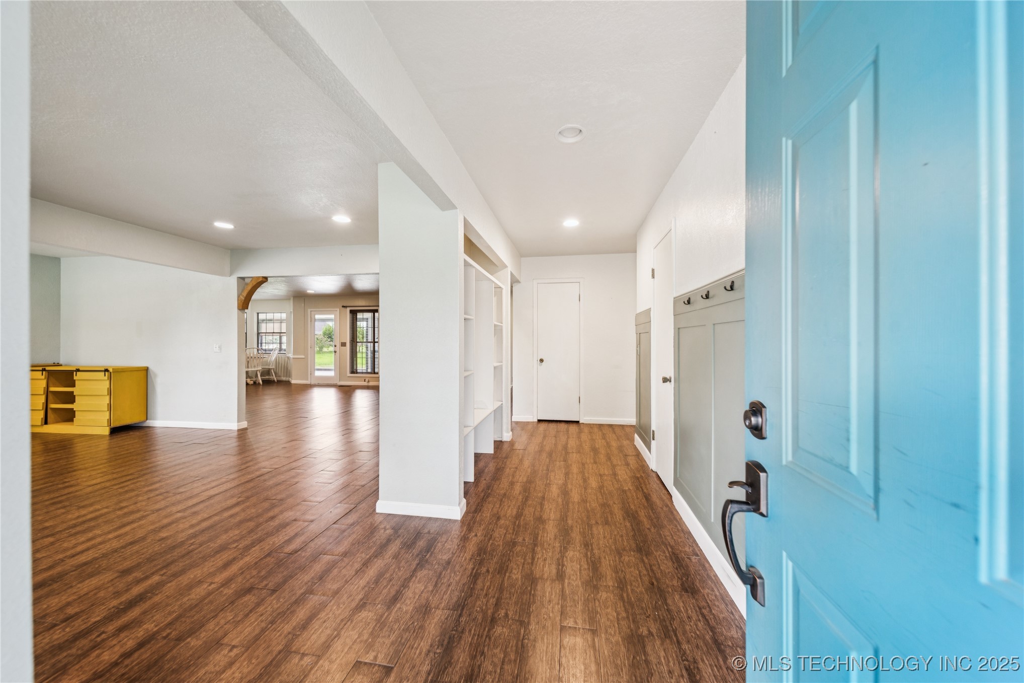 6103 S 223rd East Avenue Property Photo 4