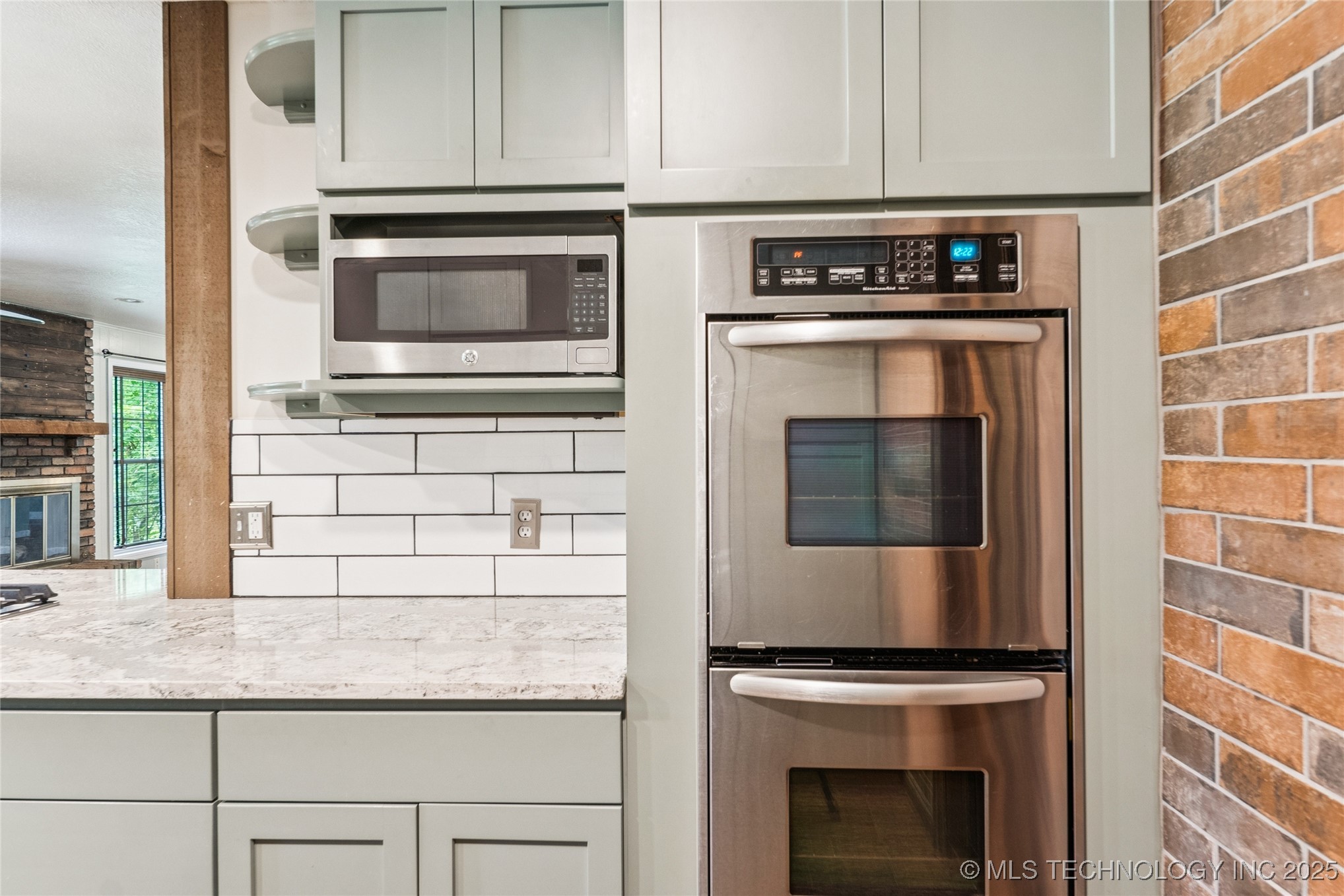 6103 S 223rd East Avenue Property Photo 10