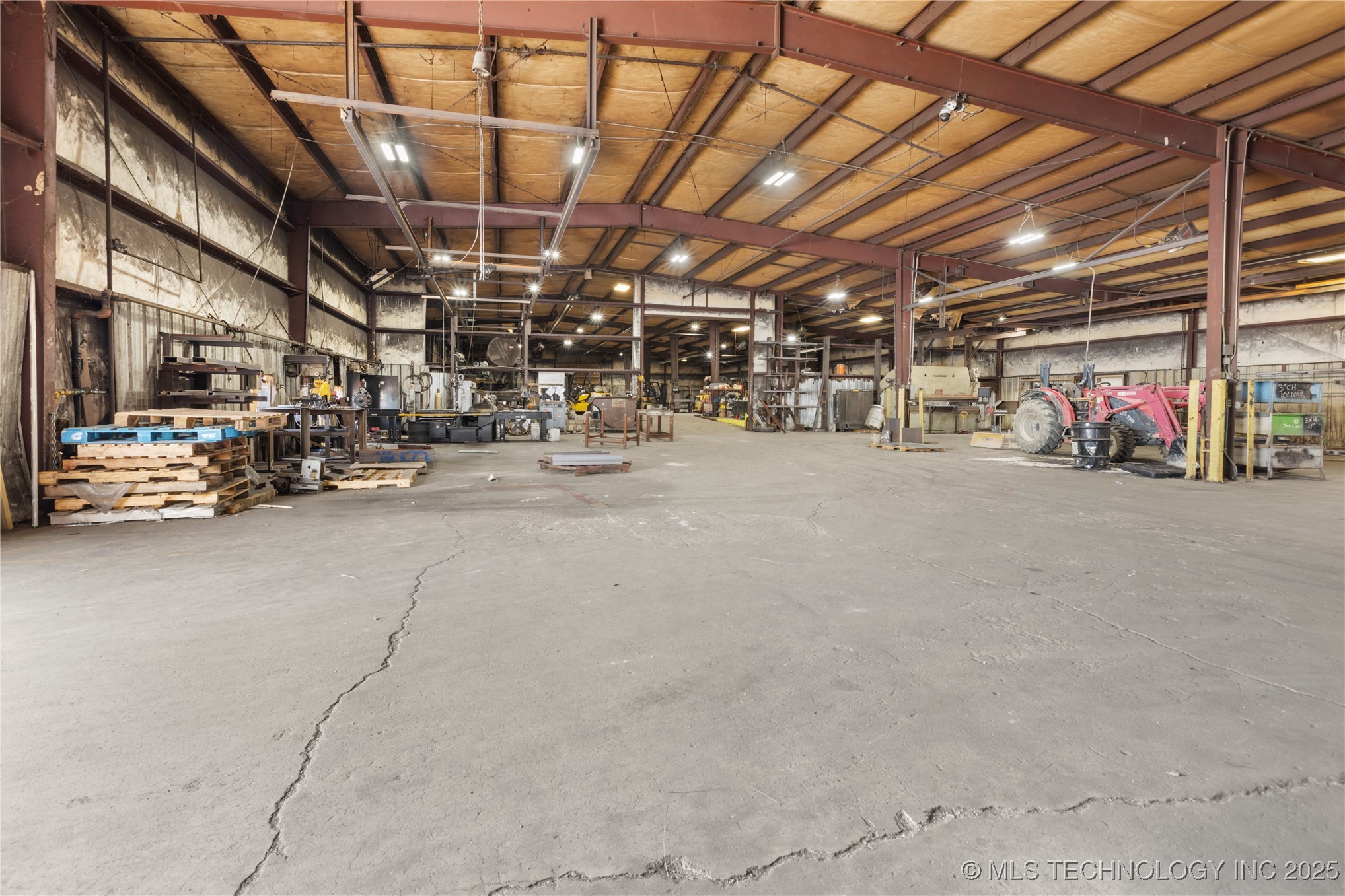 15251 Ok-66 Highway Property Photo 10