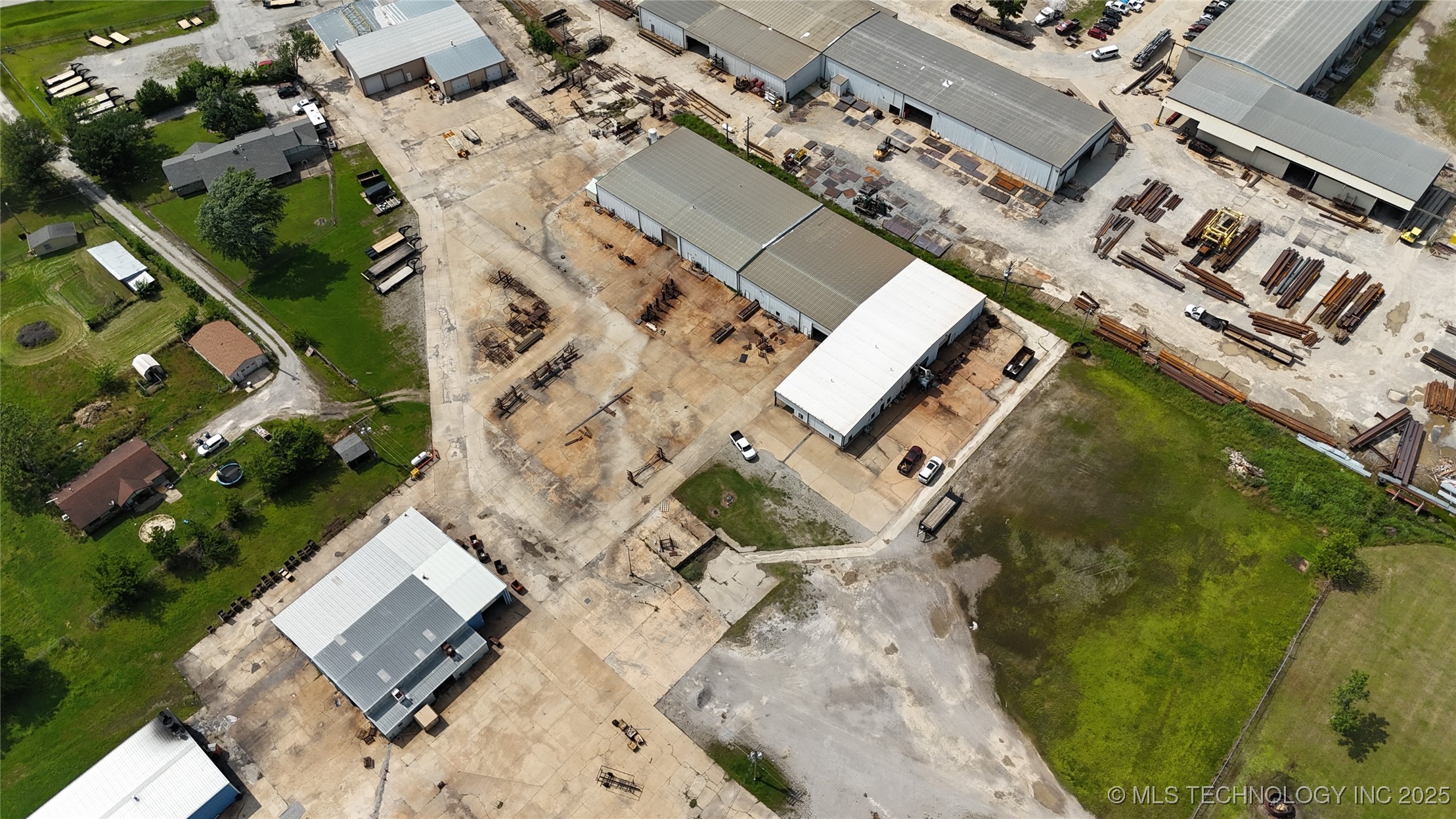 15251 Ok-66 Highway Property Photo 22