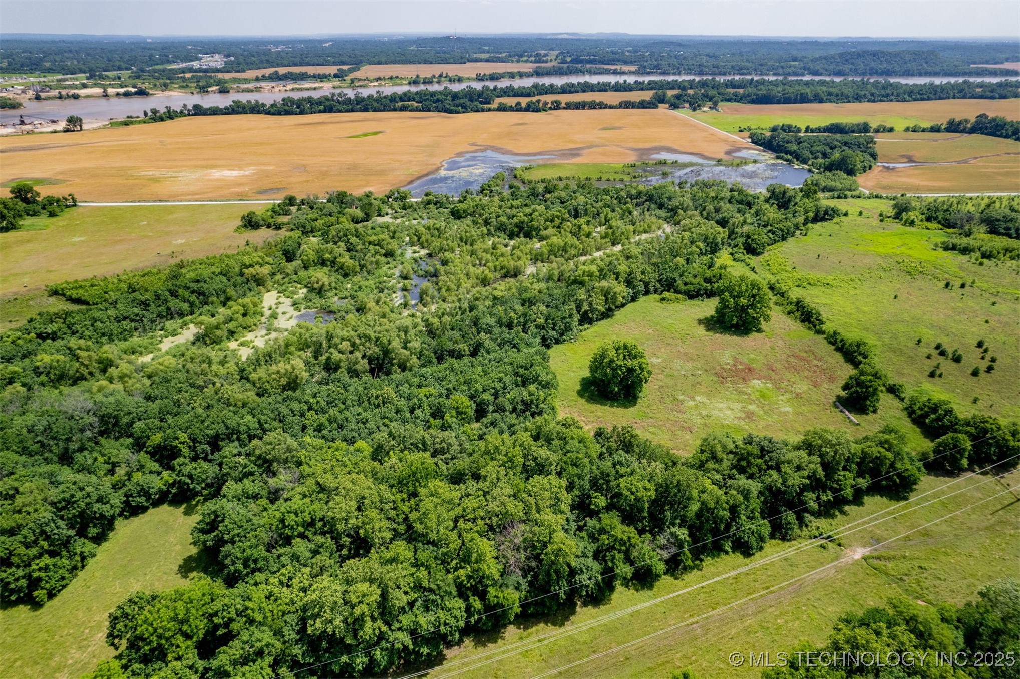 4204 W 50th Street North Property Photo 3