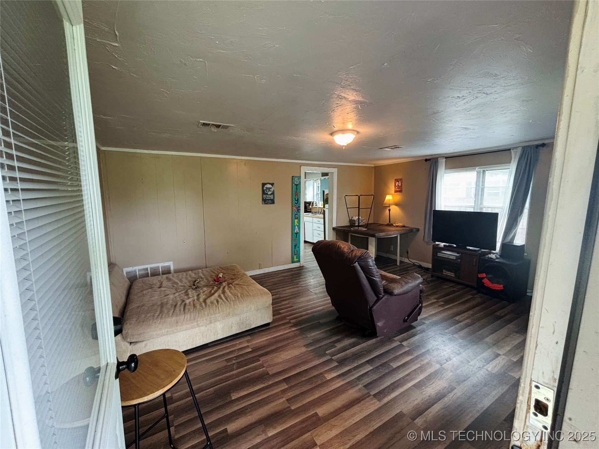 1503 Hillcrest Property Photo 5