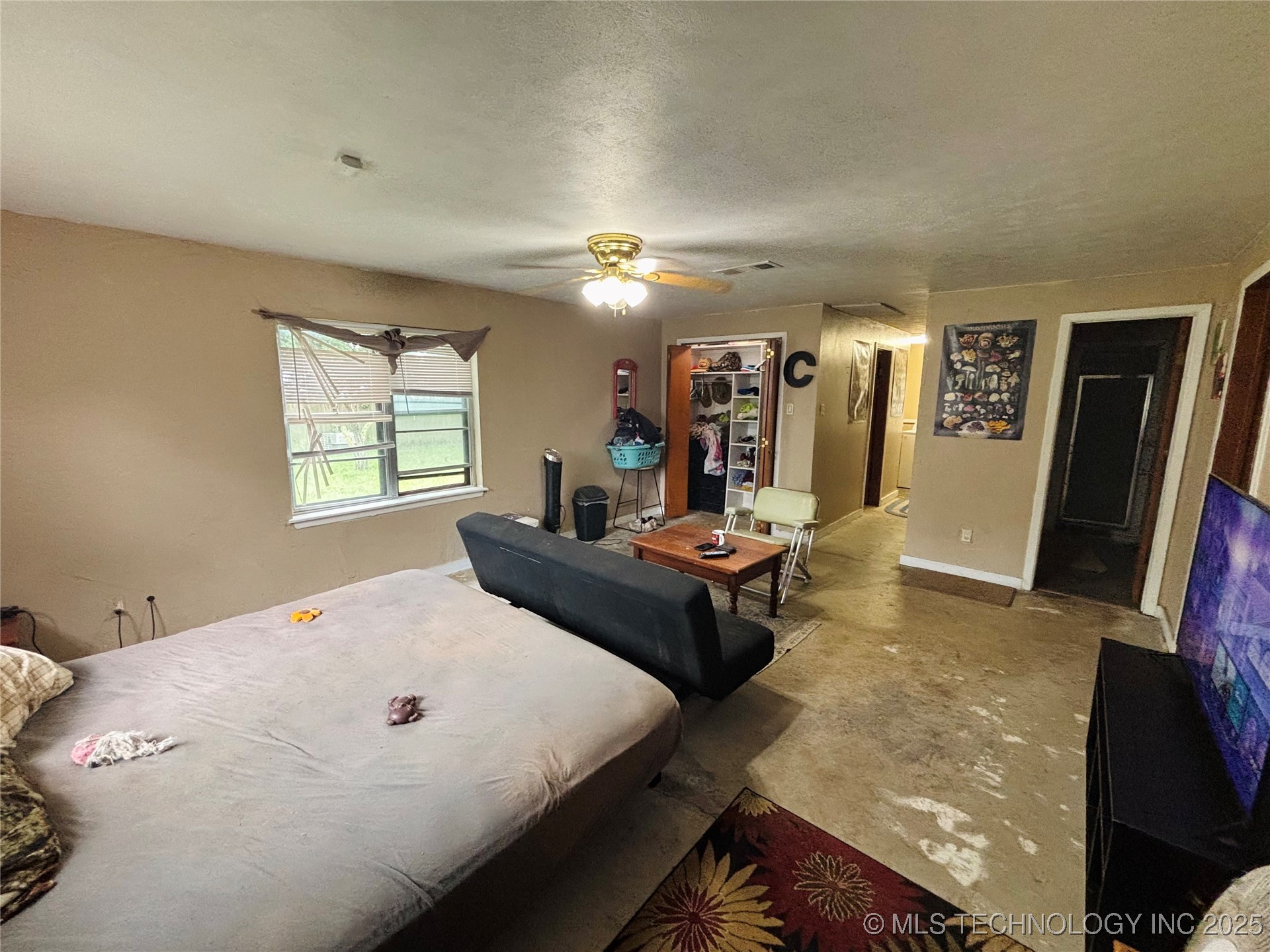 1503 Hillcrest Property Photo 13