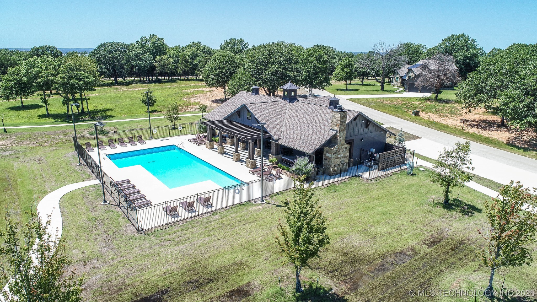 136 Patriot Pointe Property Photo 10