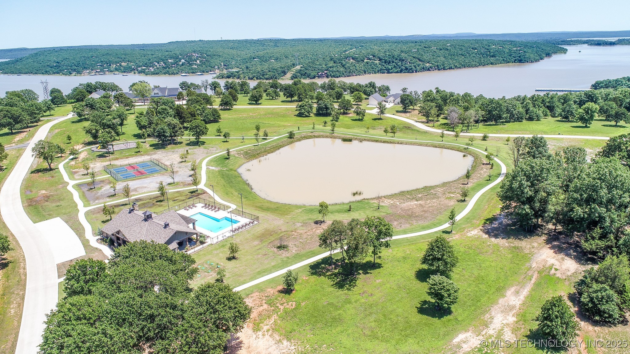 136 Patriot Pointe Property Photo 12