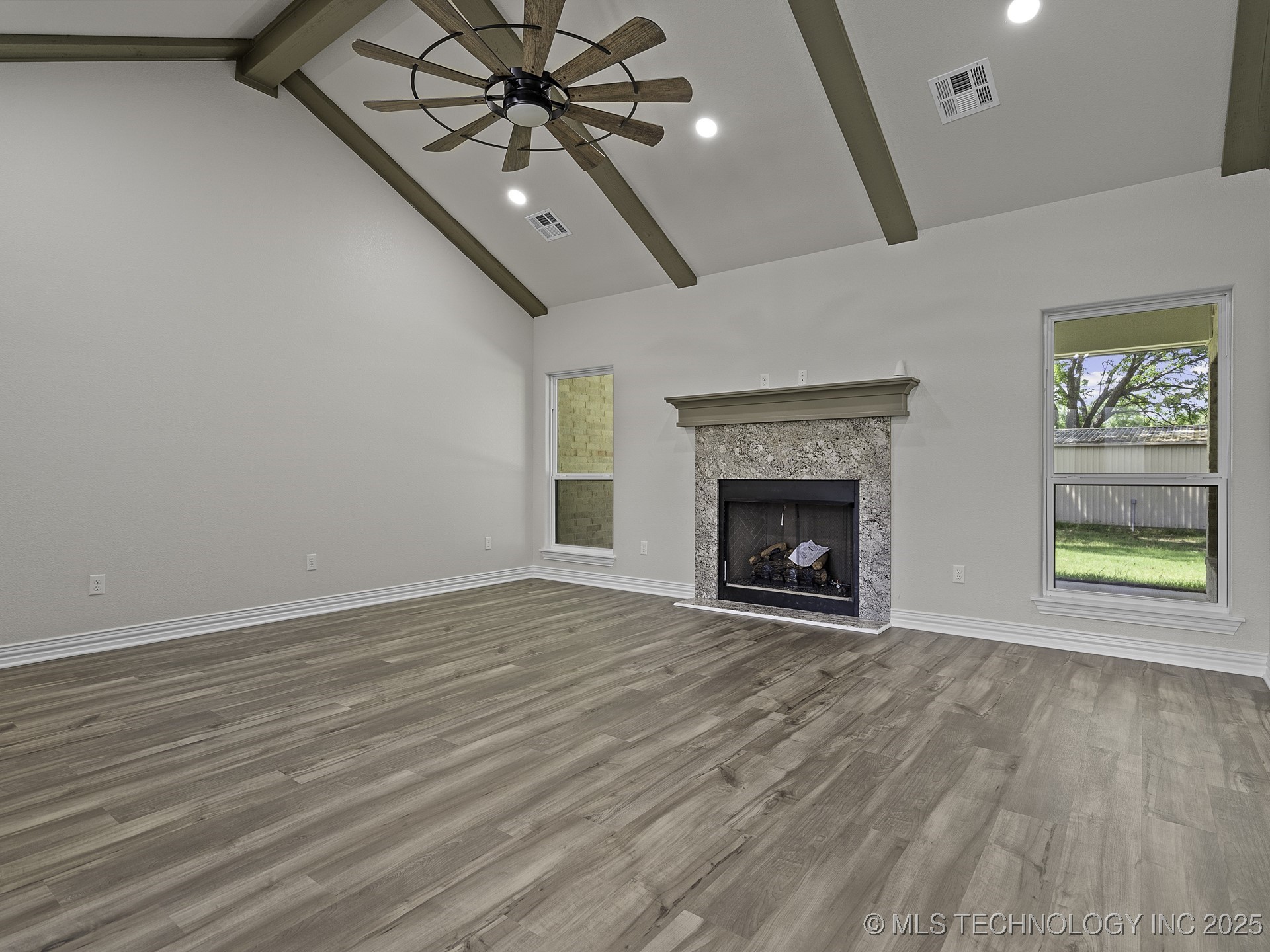 40 Whipperwill Street Property Photo 4