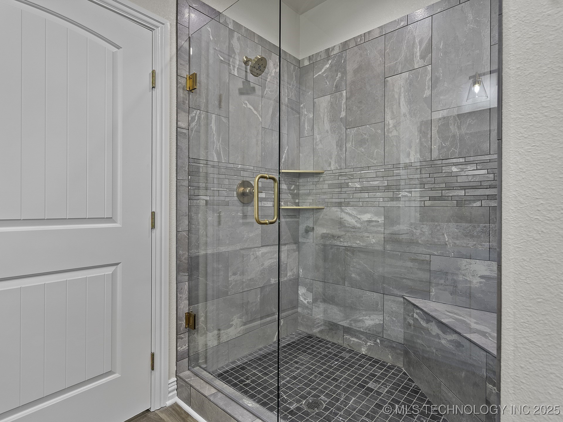 40 Whipperwill Street Property Photo 22