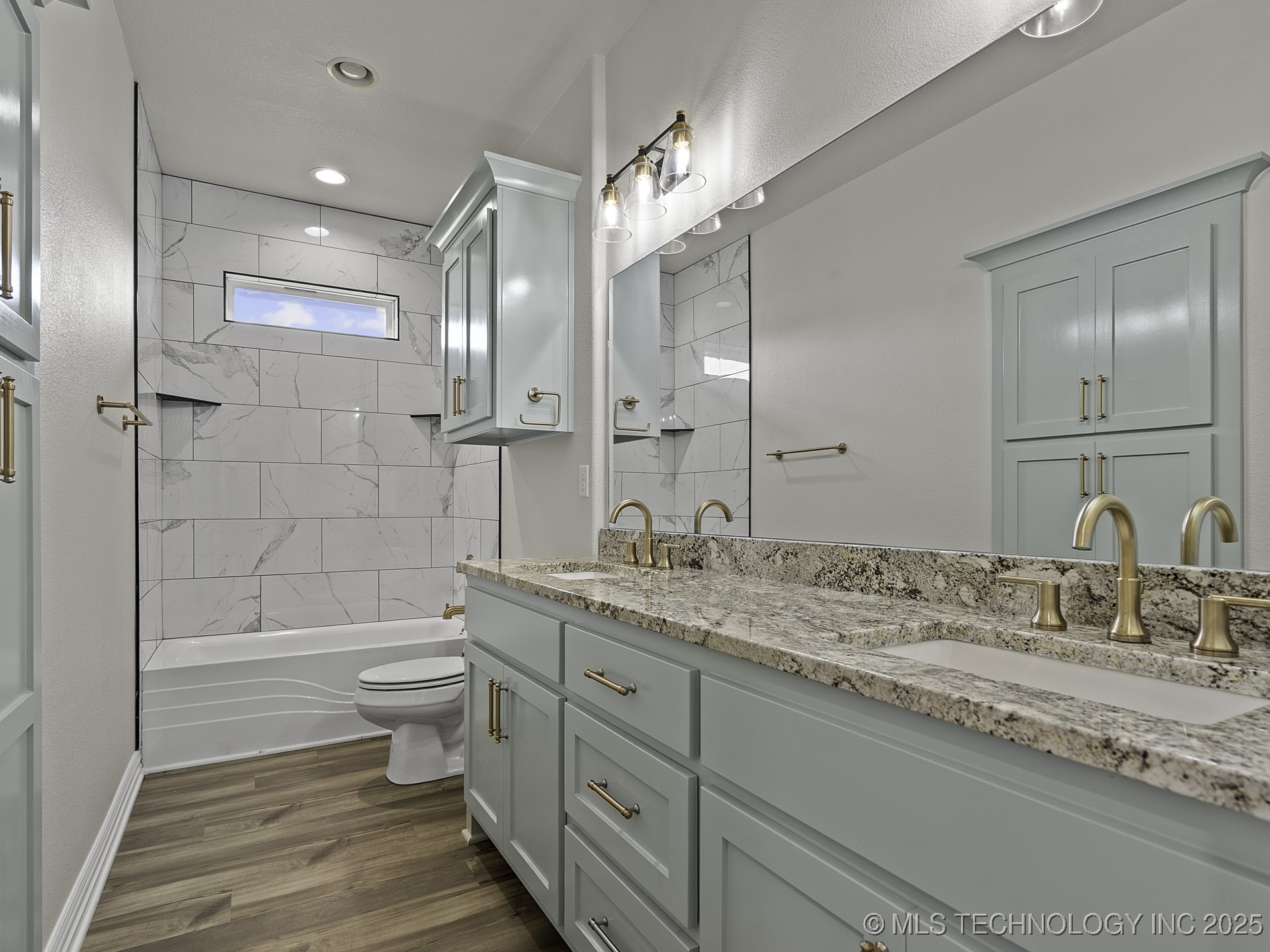 40 Whipperwill Street Property Photo 28