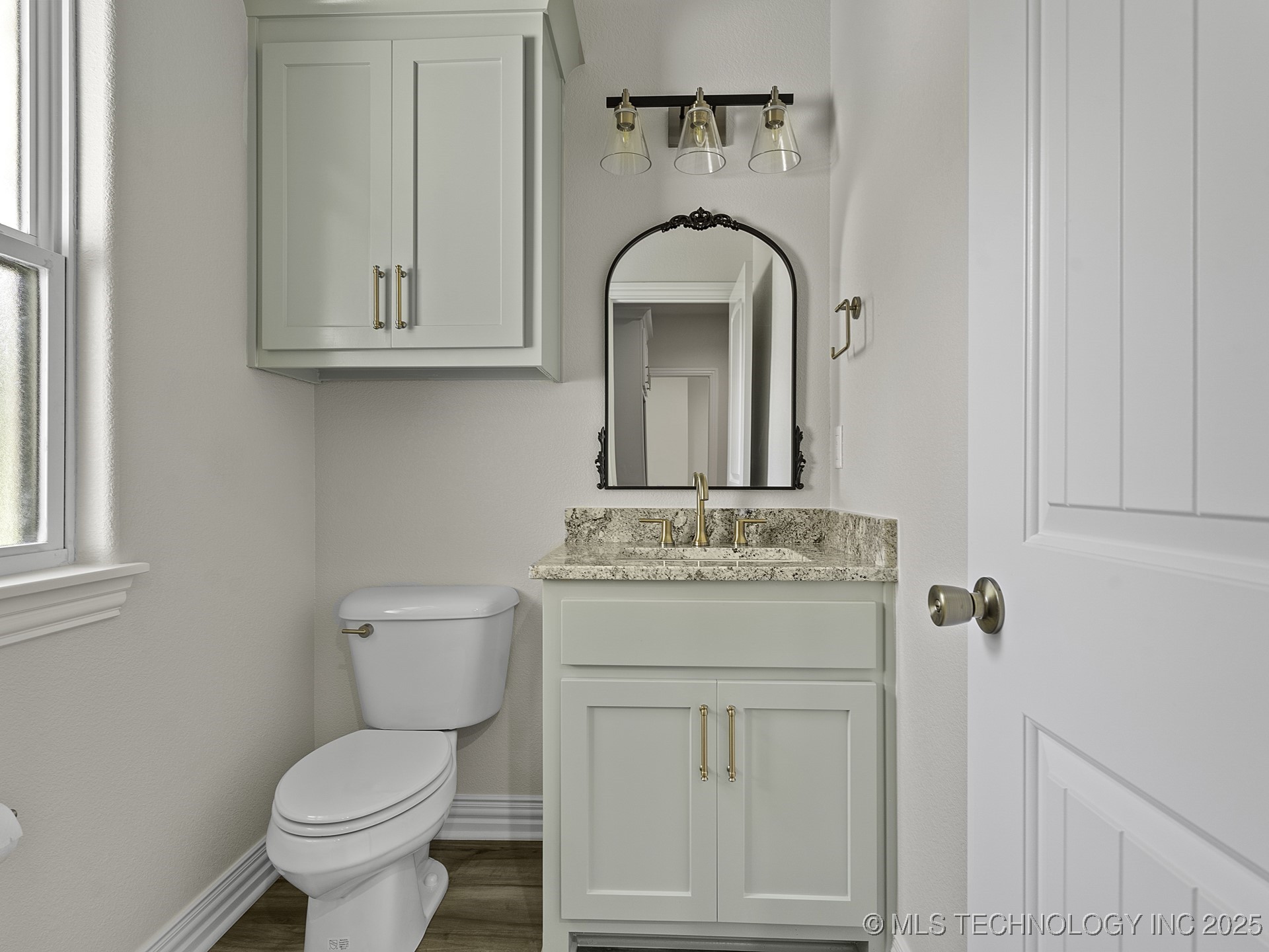 40 Whipperwill Street Property Photo 31