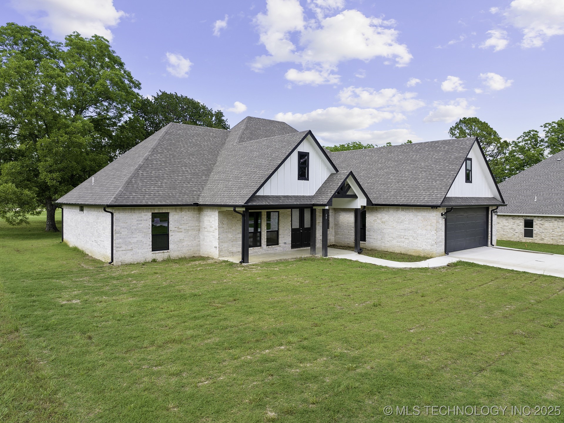 40 Whipperwill Street Property Photo 36