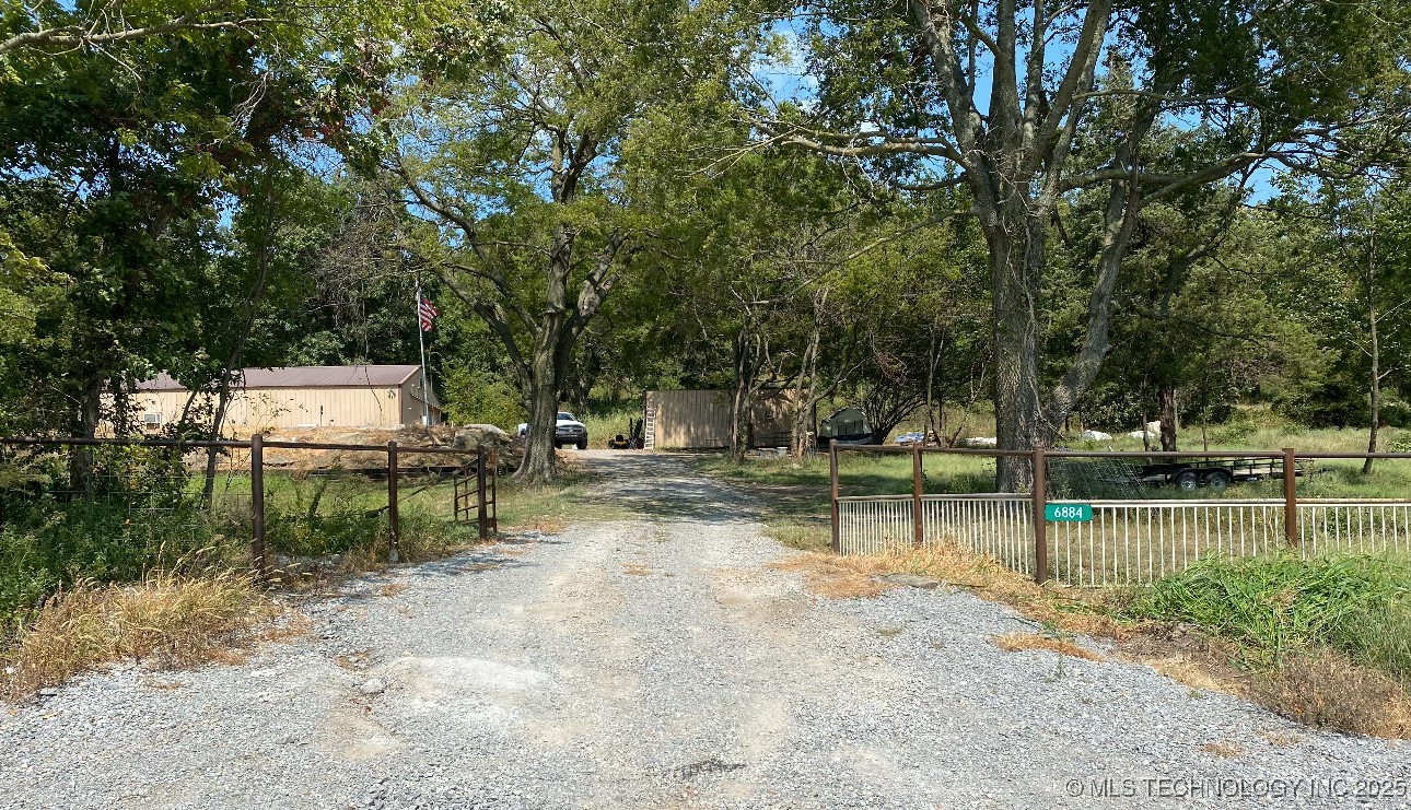 6884 W 440 Property Photo 1