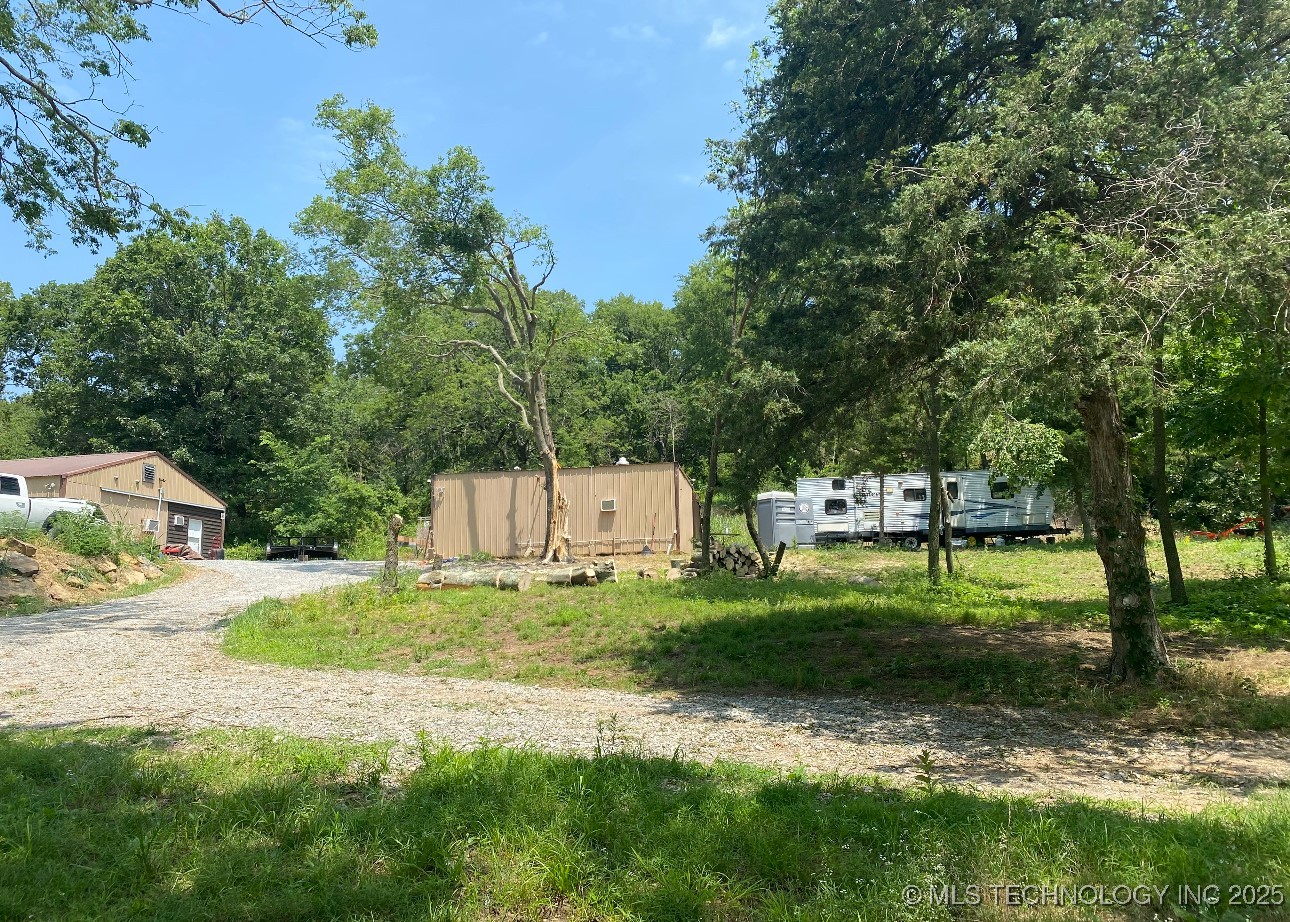 6884 W 440 Property Photo 3