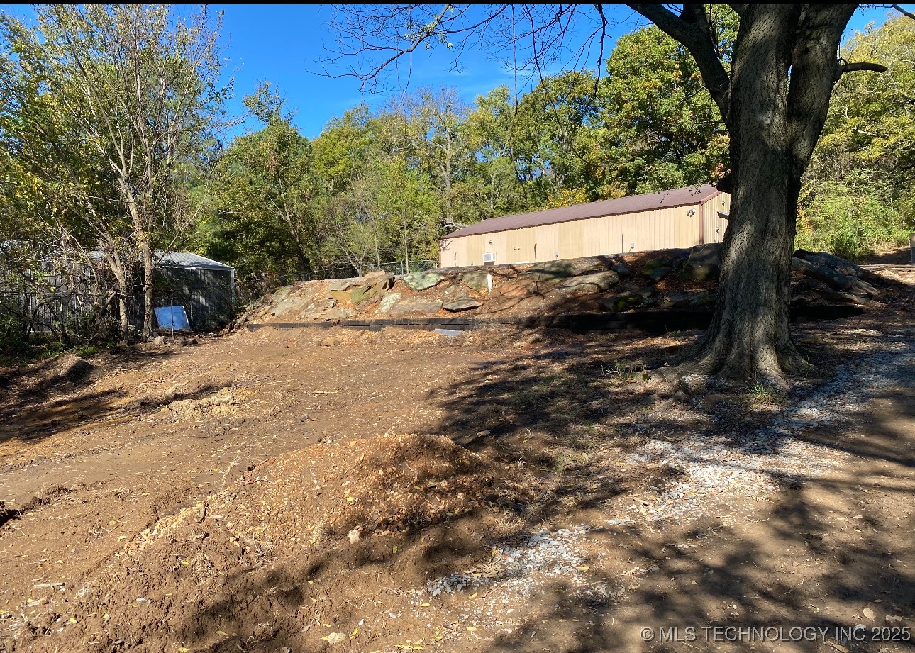 6884 W 440 Property Photo 8