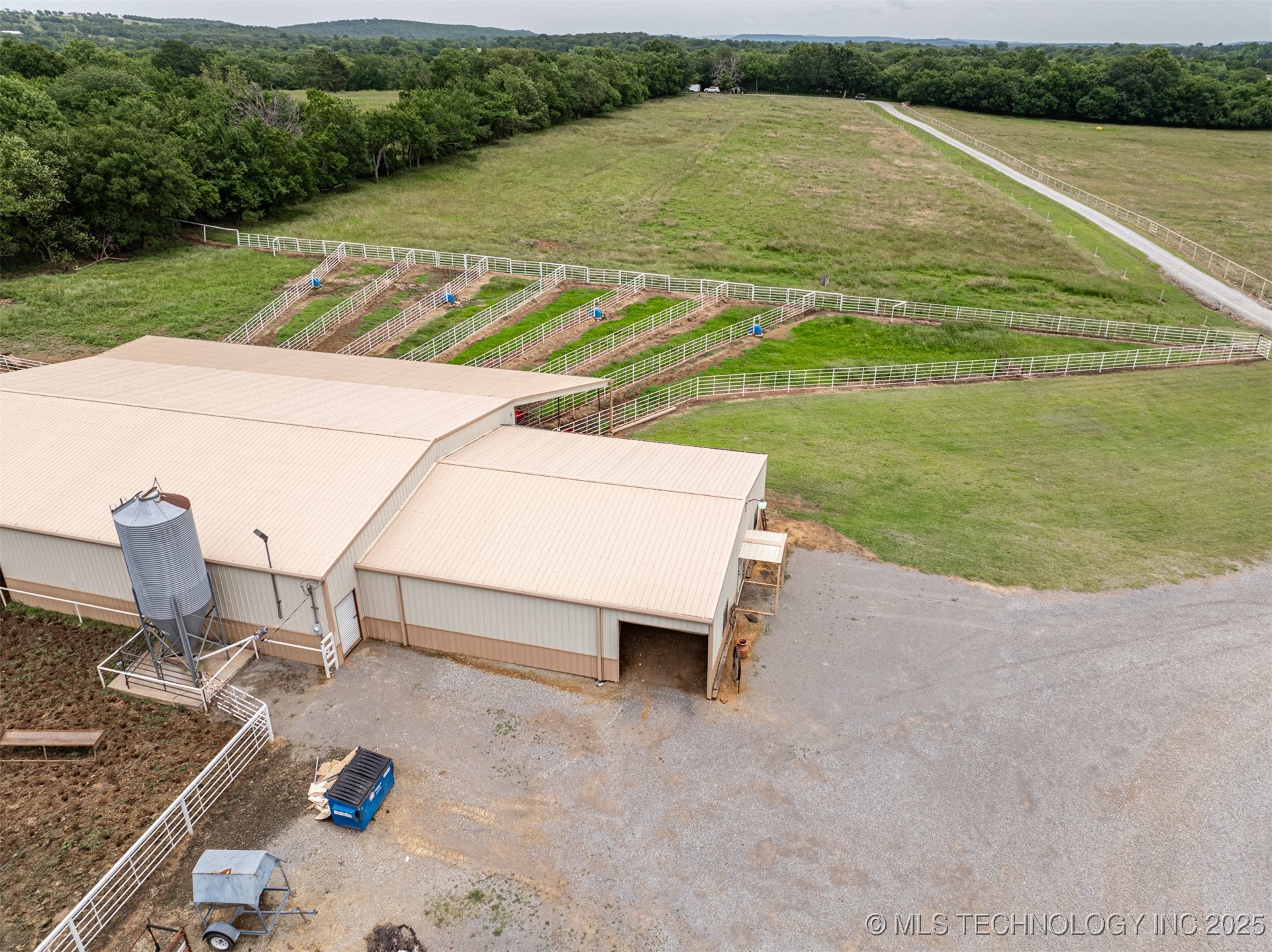 498 Big Horn Property Photo 14