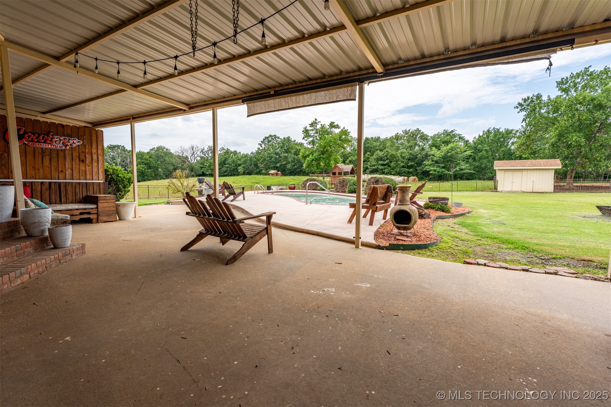 498 Big Horn Property Photo 37