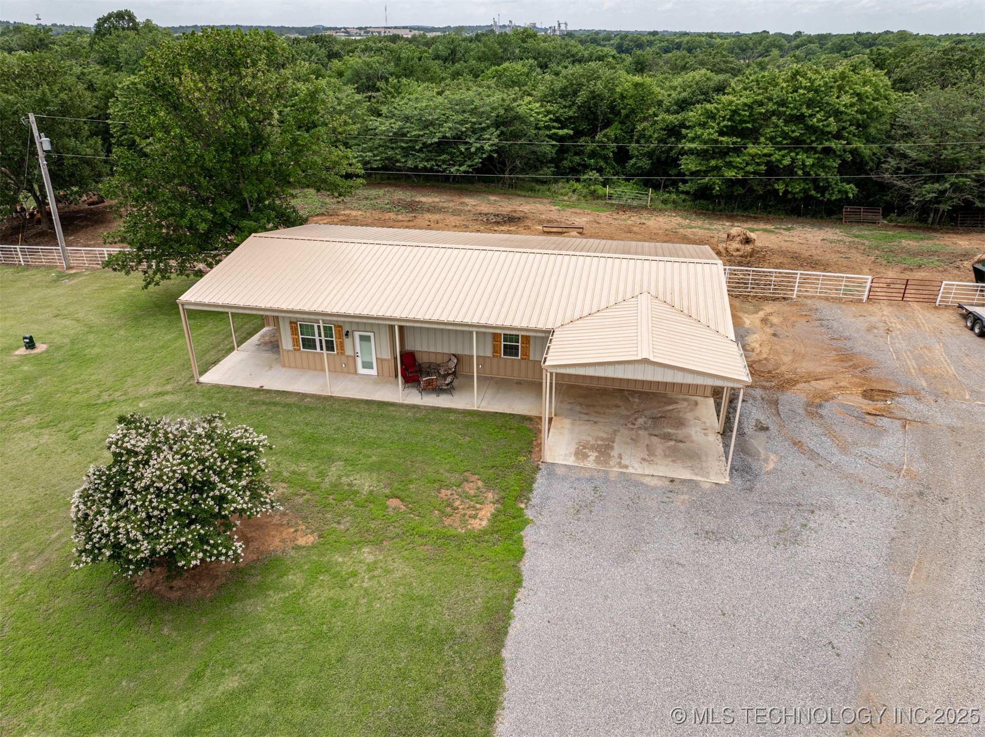 498 Big Horn Property Photo 38