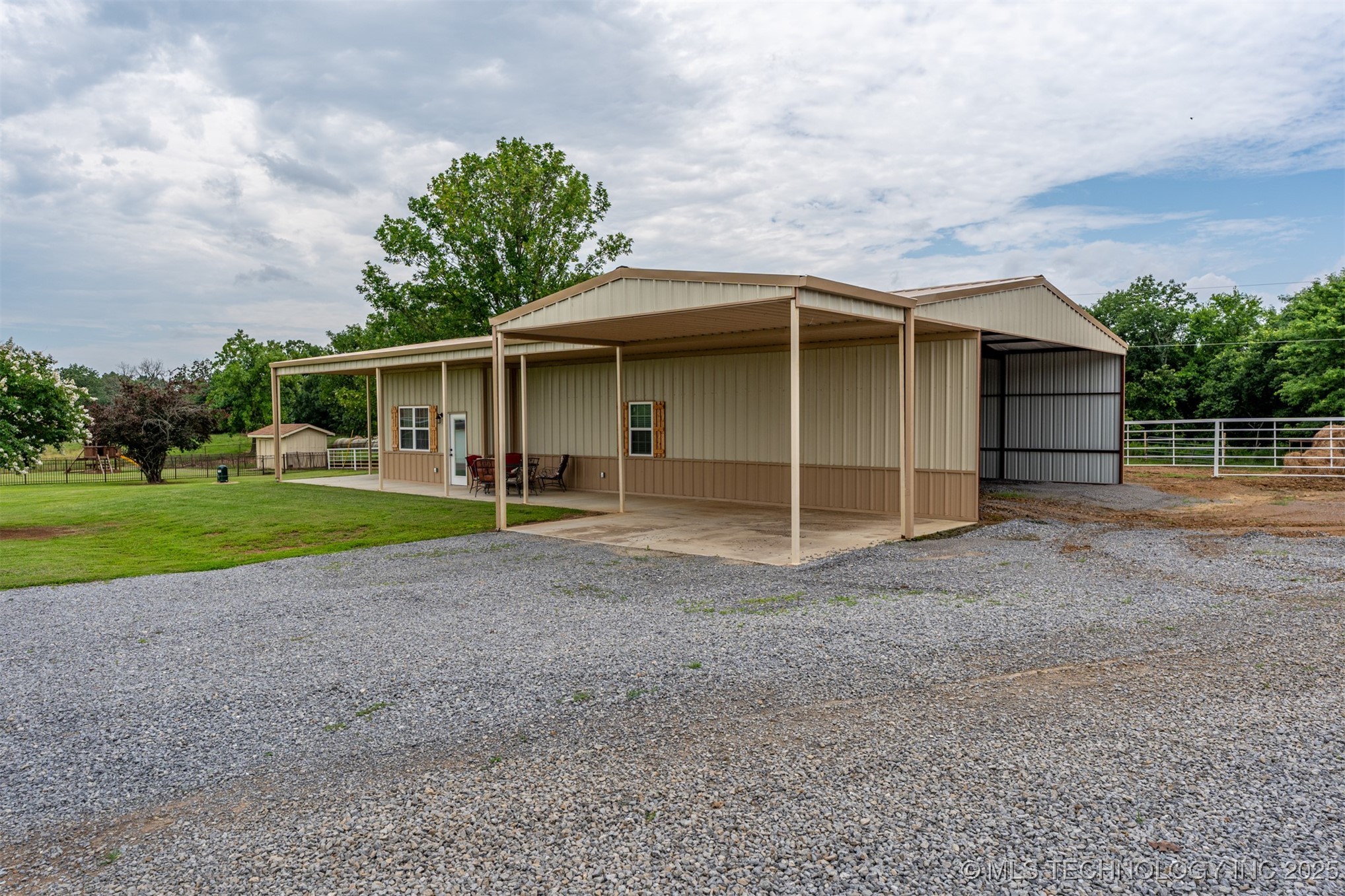 498 Big Horn Property Photo 40