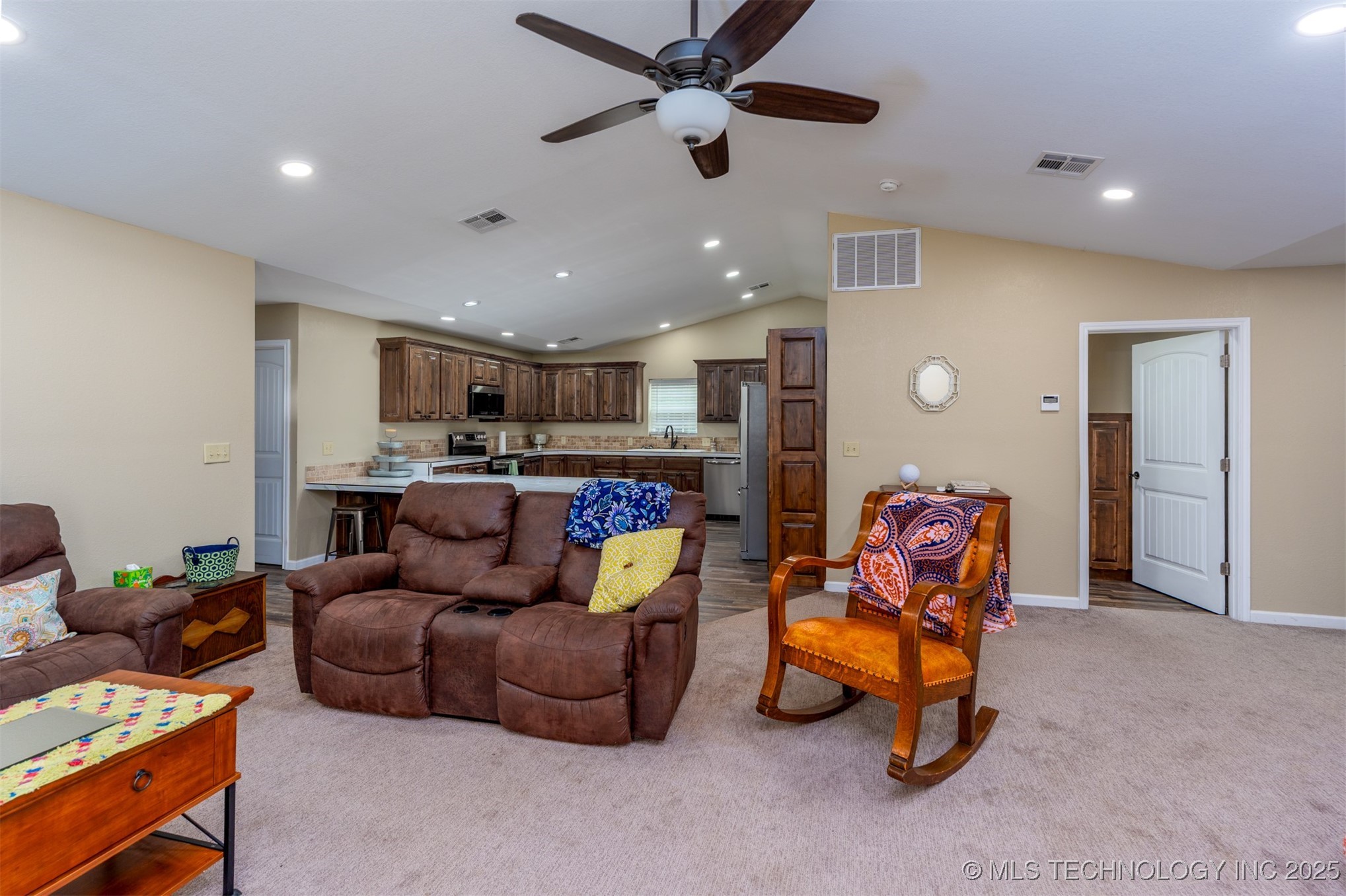 498 Big Horn Property Photo 43