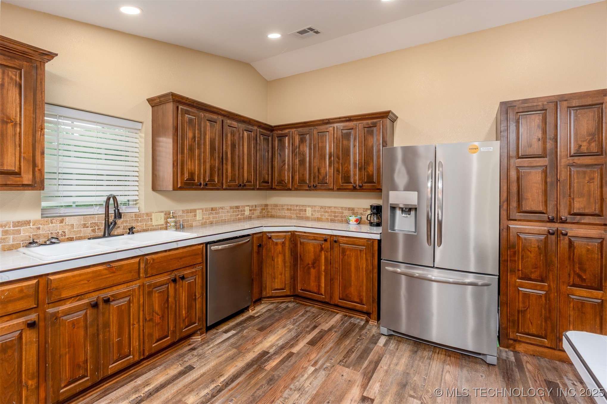 498 Big Horn Property Photo 44