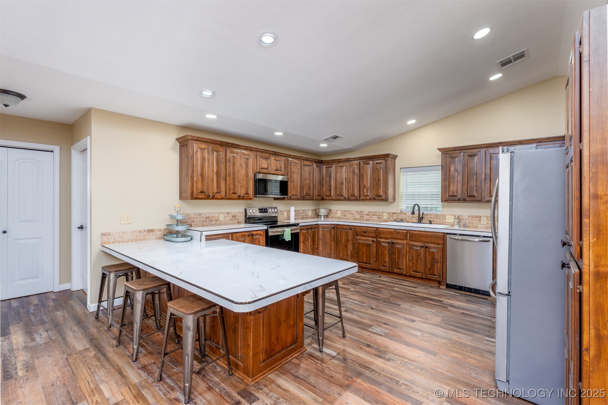 498 Big Horn Property Photo 46