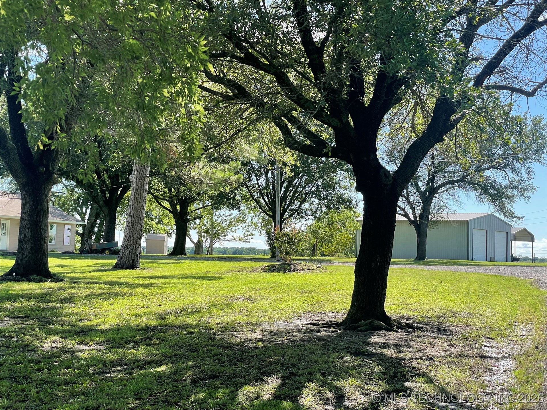 401 S Chickasaw Property Photo 9