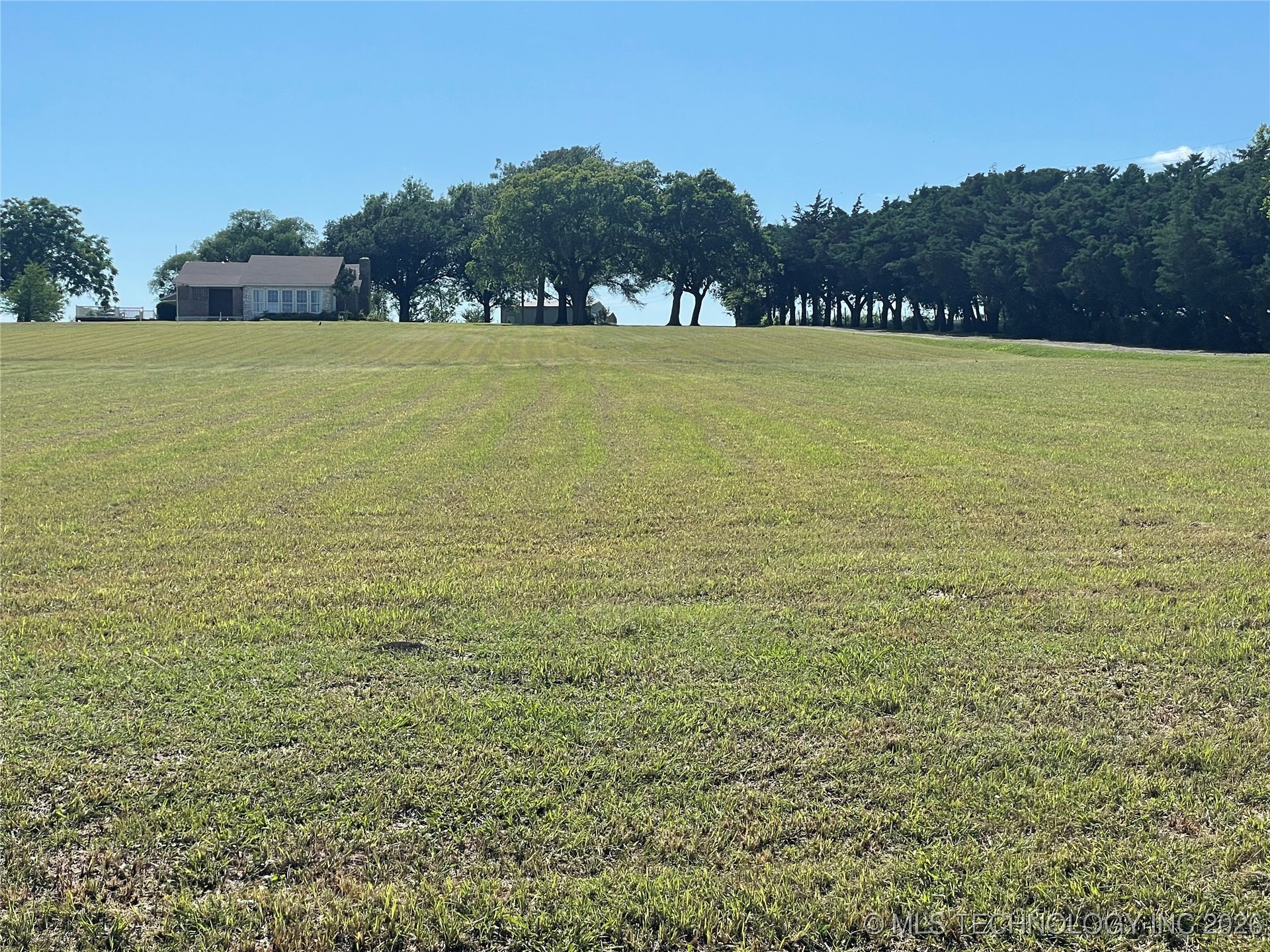 401 S Chickasaw Property Photo 11