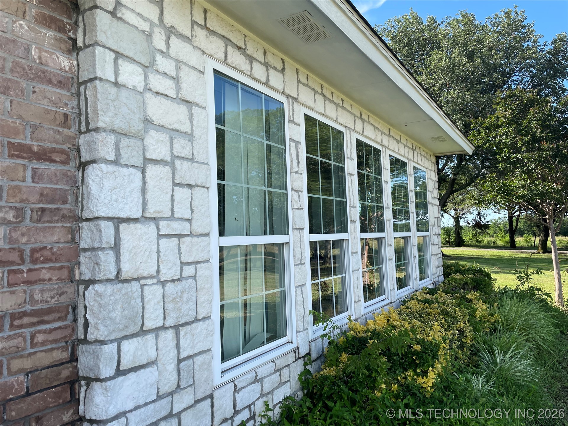 401 S Chickasaw Property Photo 14