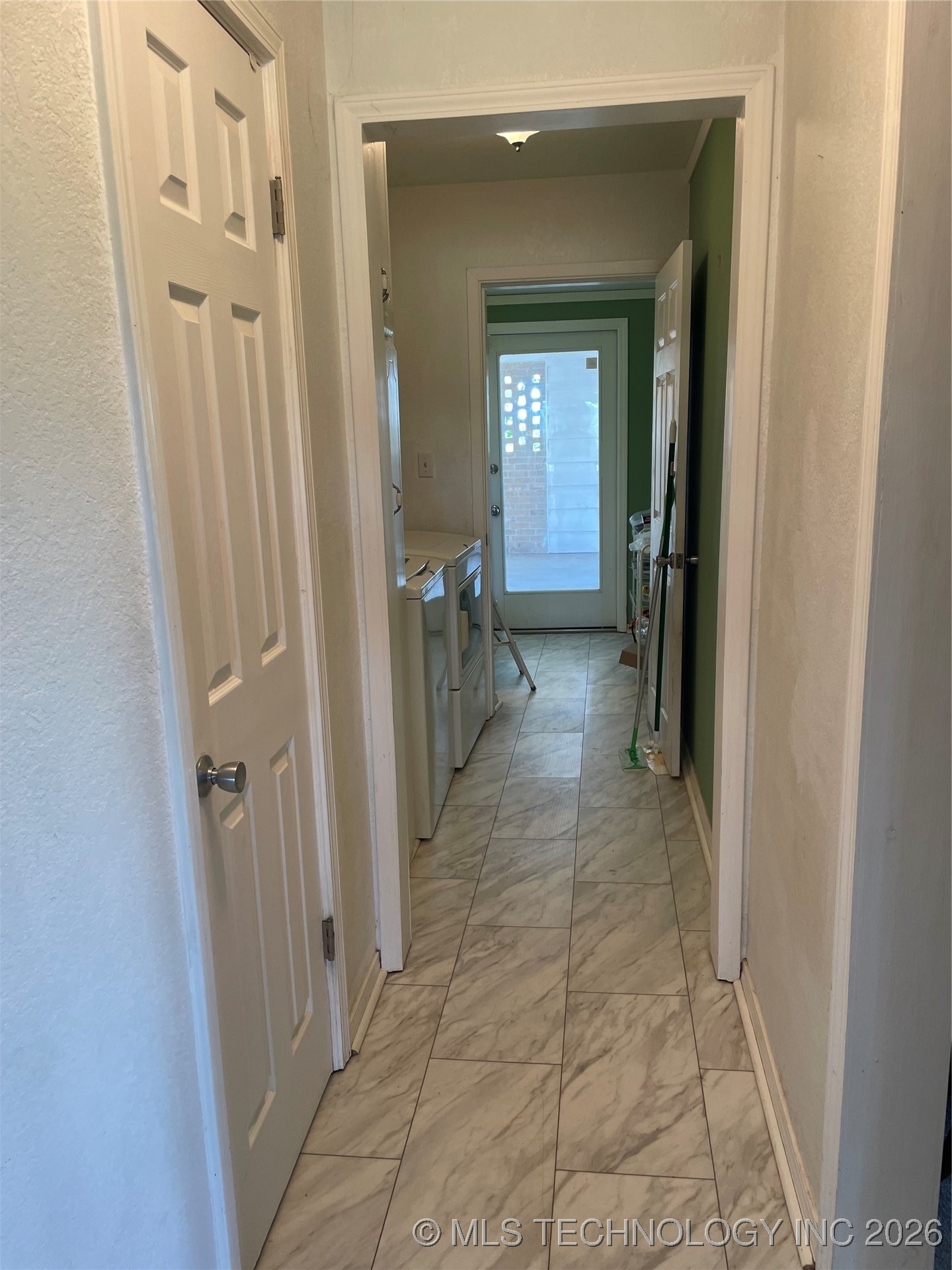 401 S Chickasaw Property Photo 26