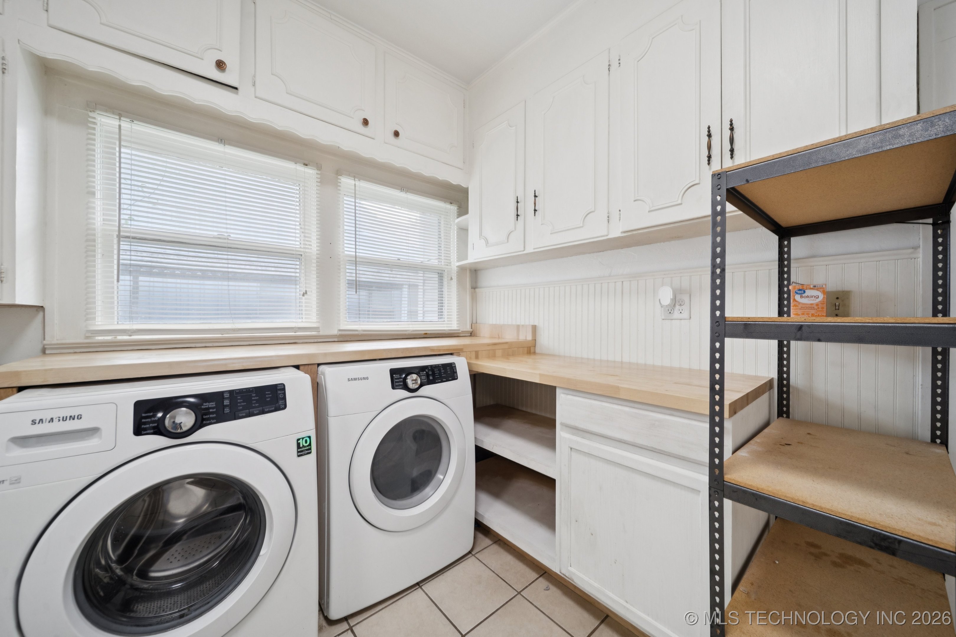 1414 E 8th Street Property Photo 14