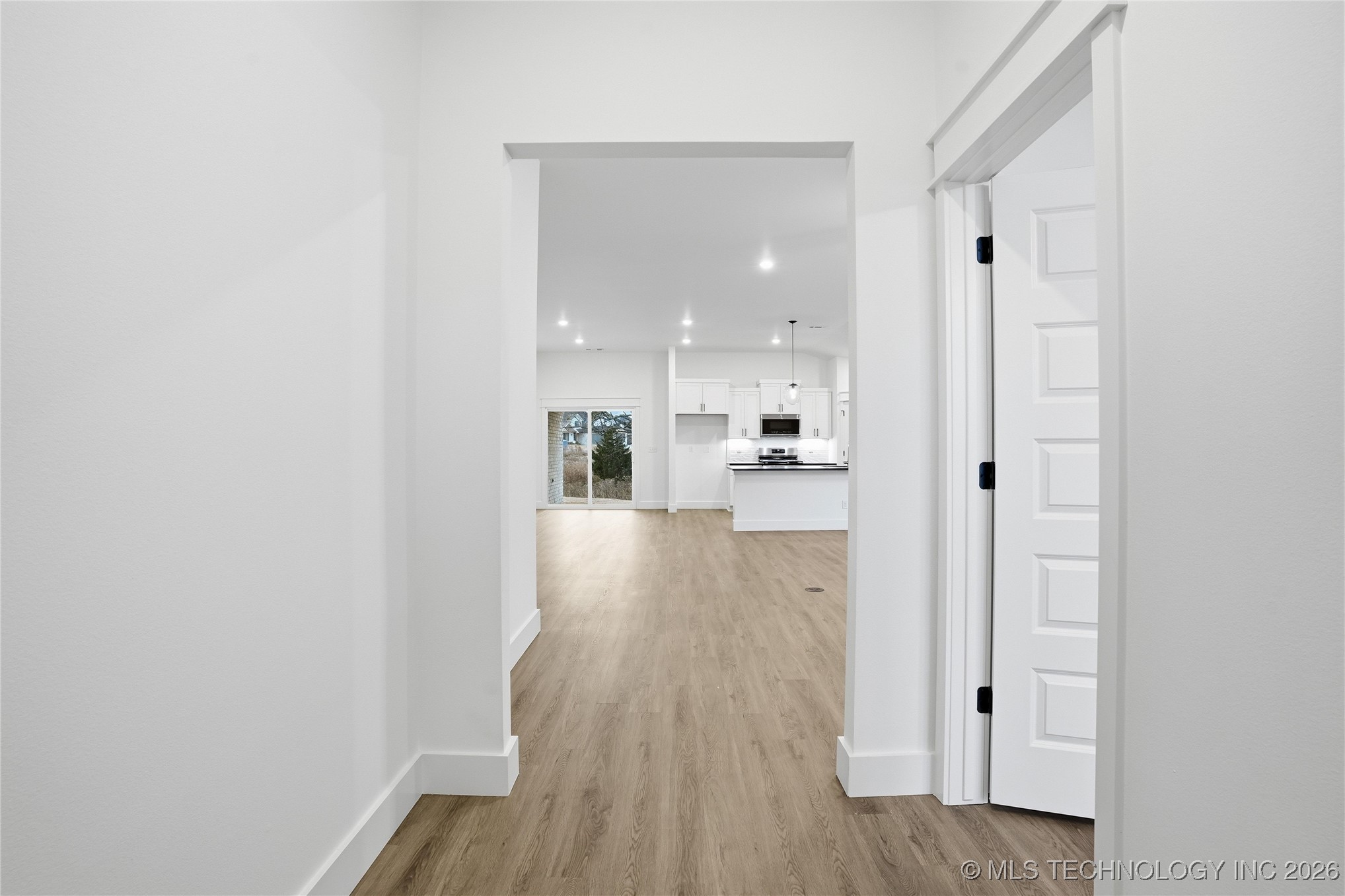 2052 E 128th Place S Property Photo 6