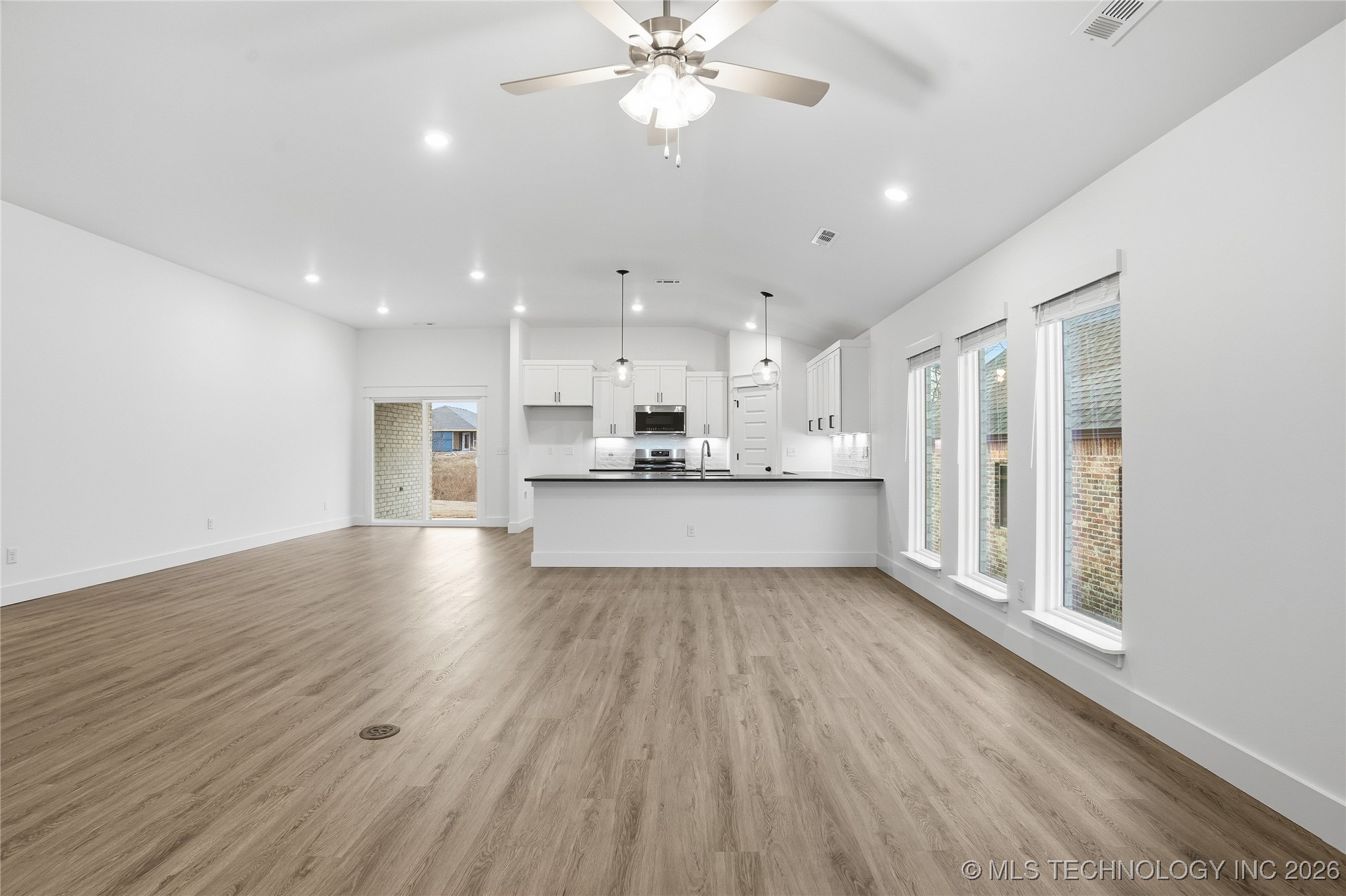 2052 E 128th Place S Property Photo 12