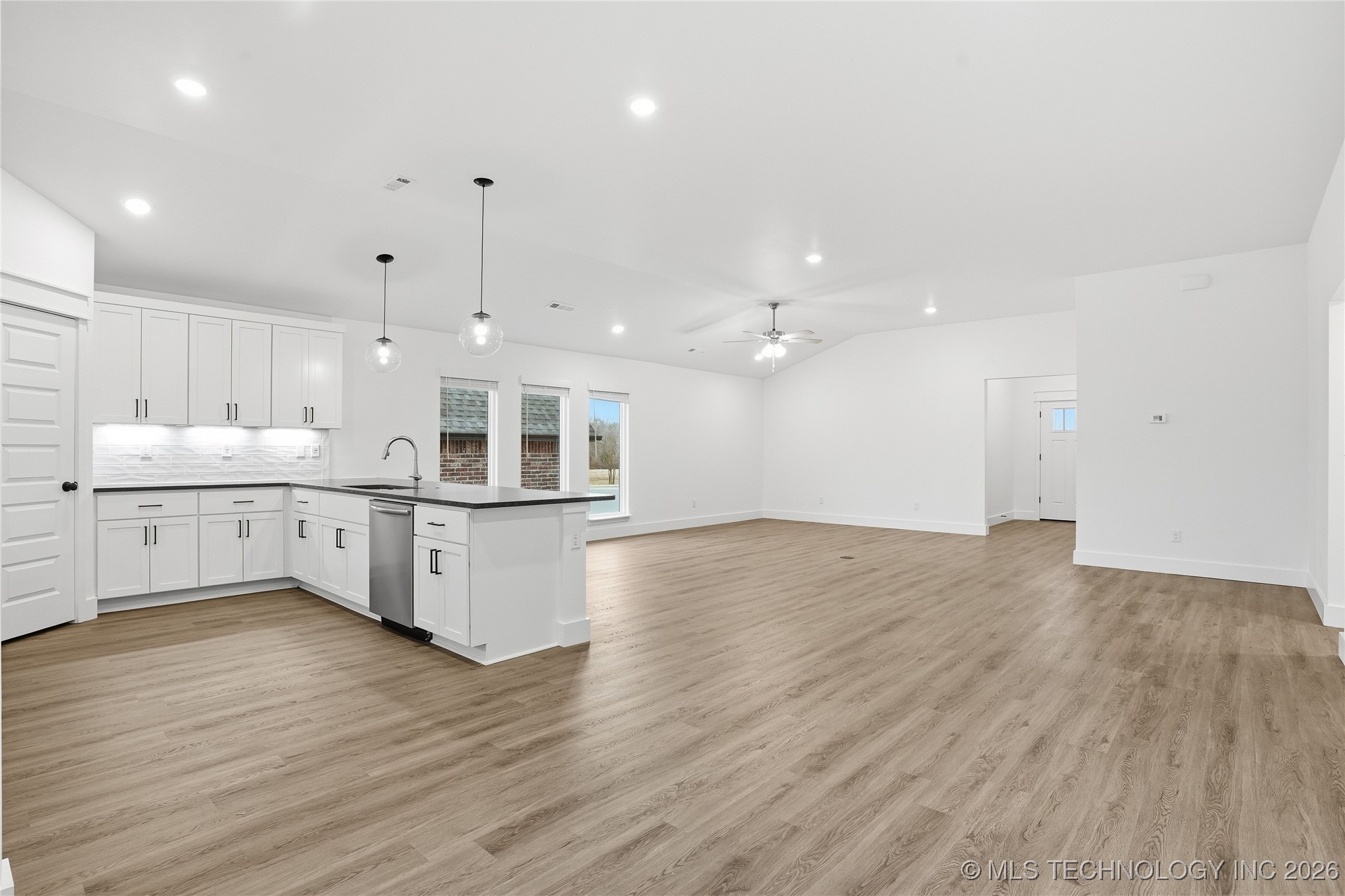 2052 E 128th Place S Property Photo 31