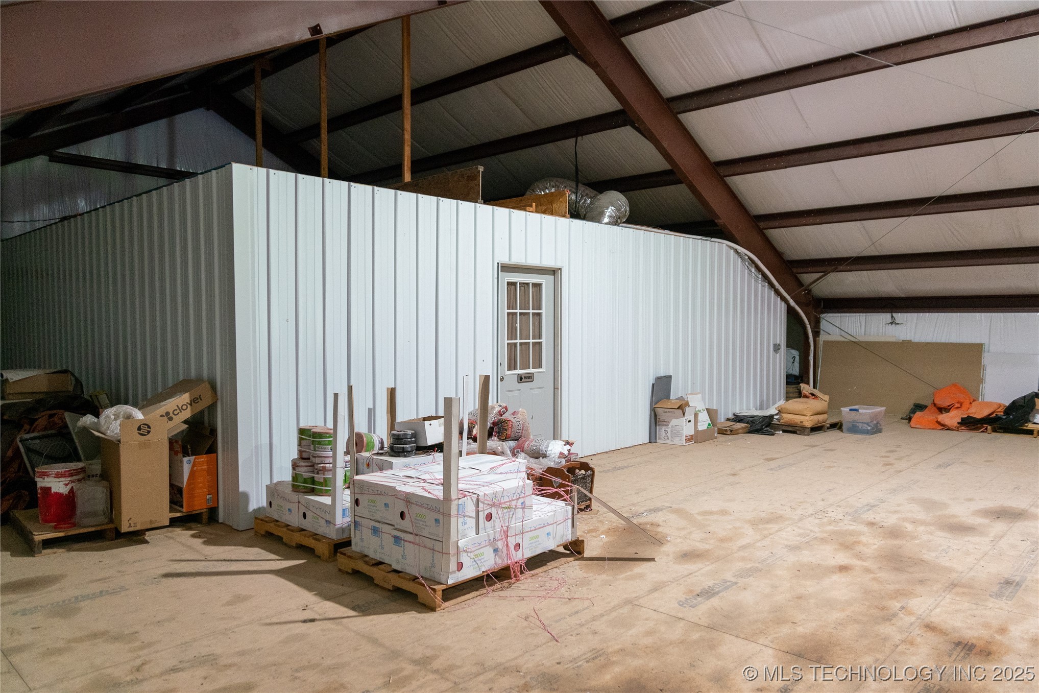 444739 E Hwy 60 Property Photo 11