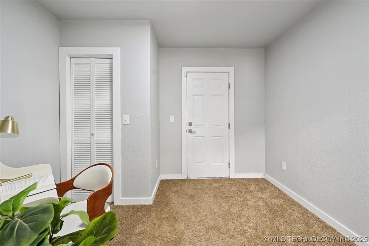 329 E Zion Place Property Photo 24