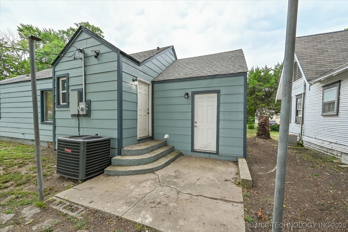 329 E Zion Place Property Photo 27