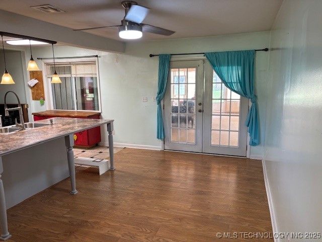 902 Ne Rushwood Drive Property Photo 6