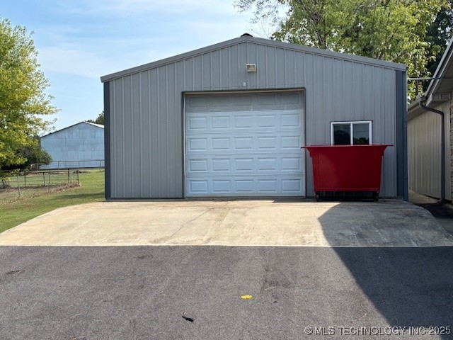 902 Ne Rushwood Drive Property Photo 35