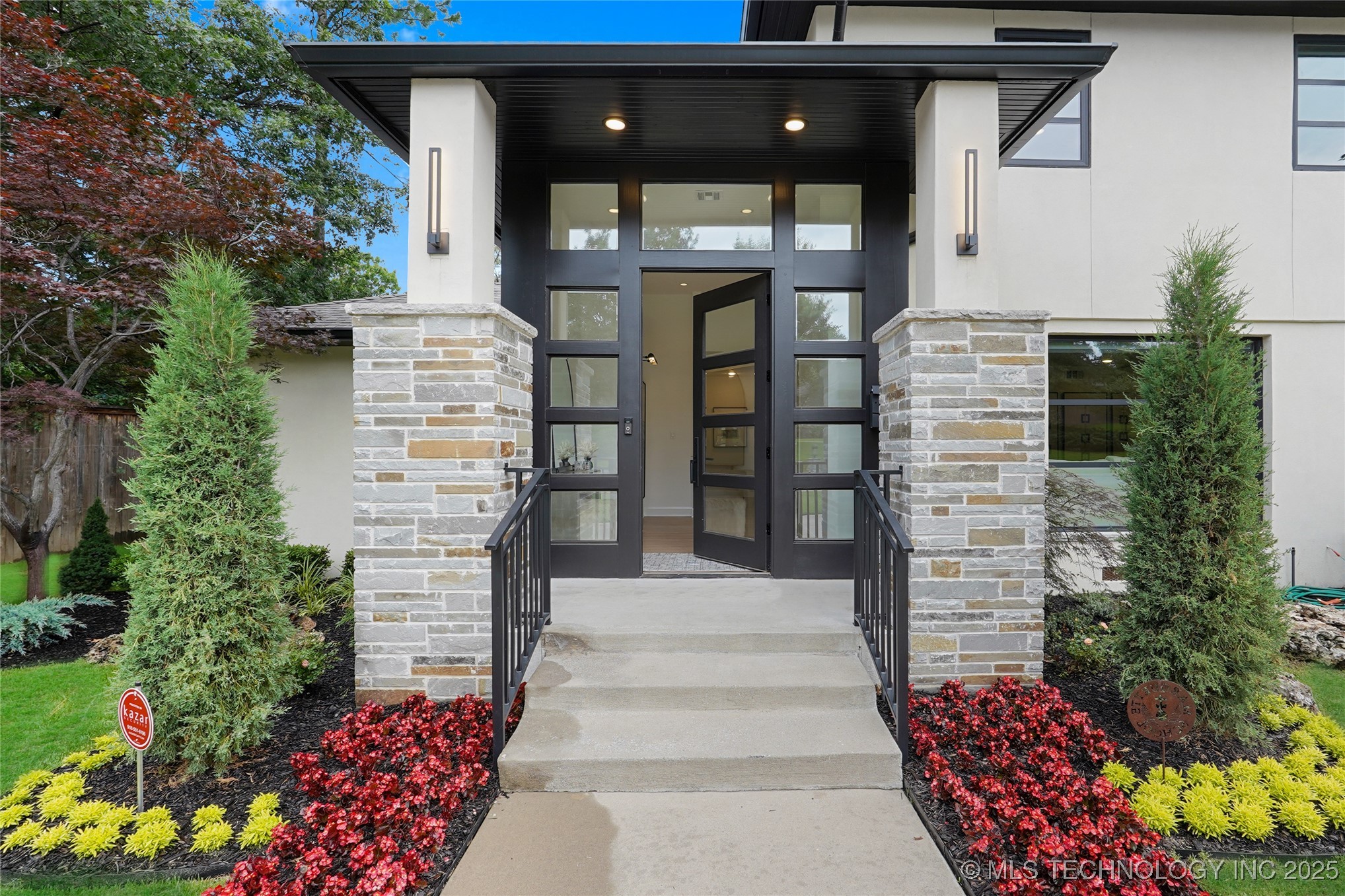 2227 E 26th Place Property Photo 2